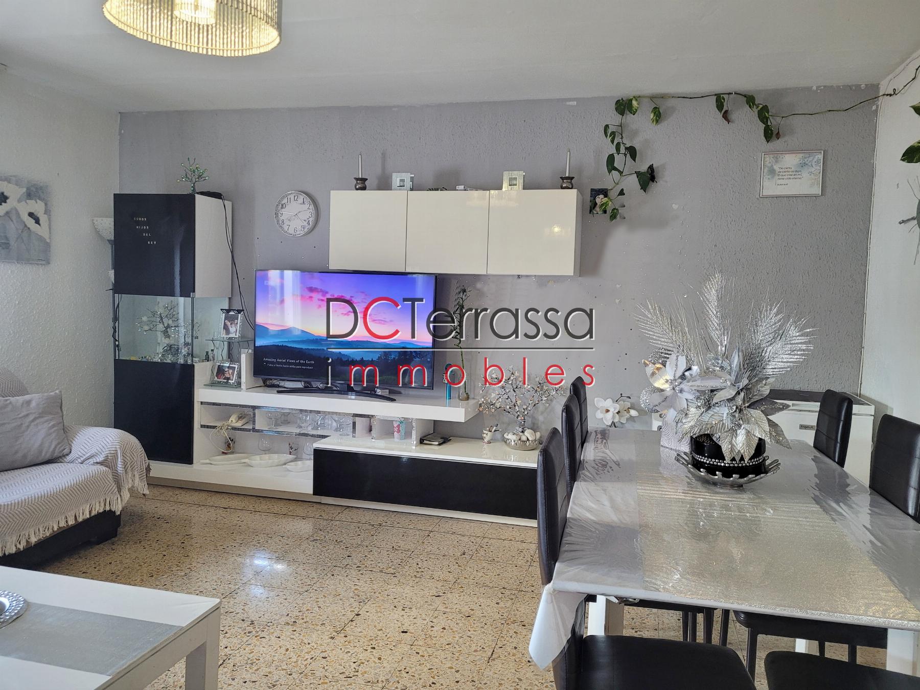 For sale of flat in Terrassa