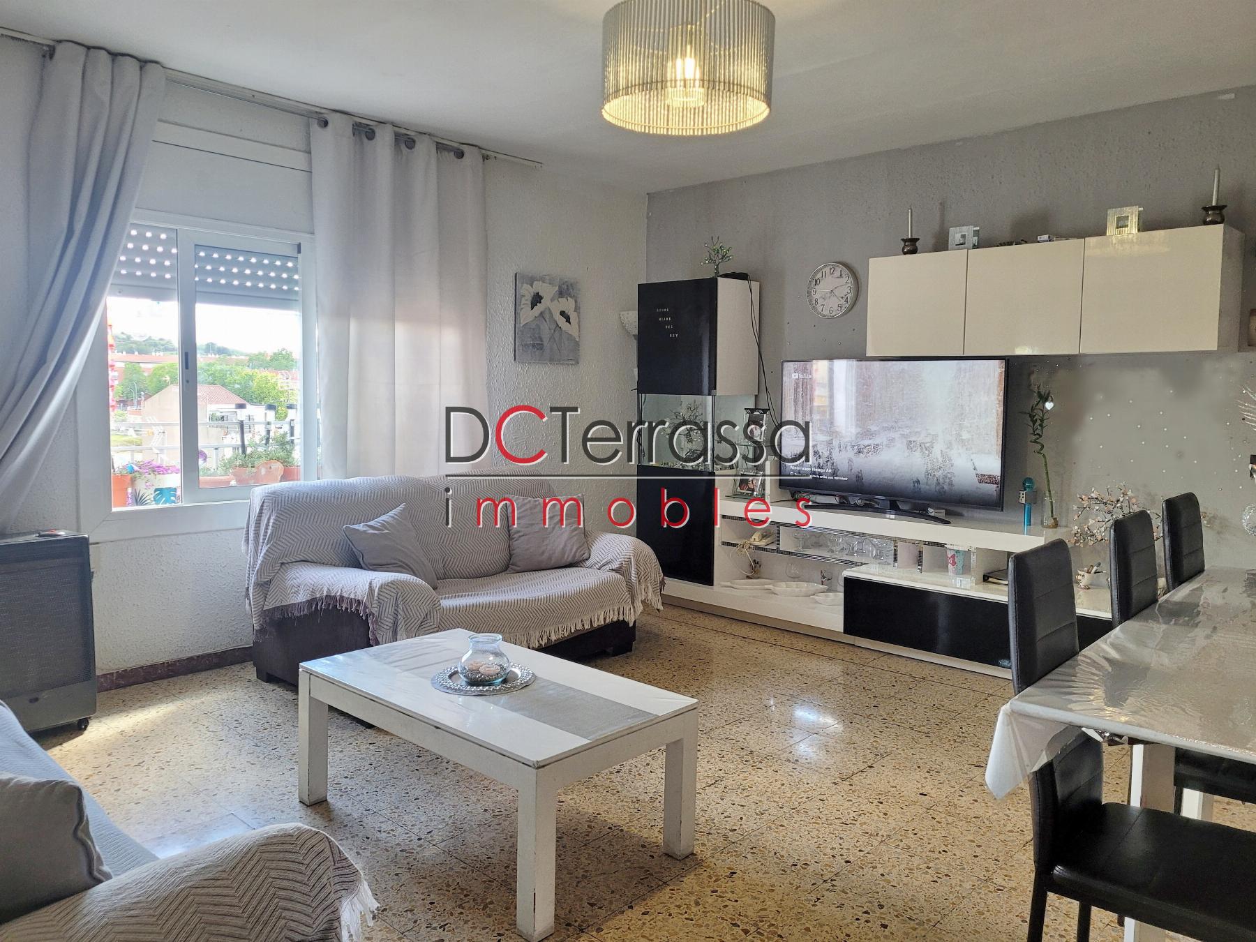 For sale of flat in Terrassa