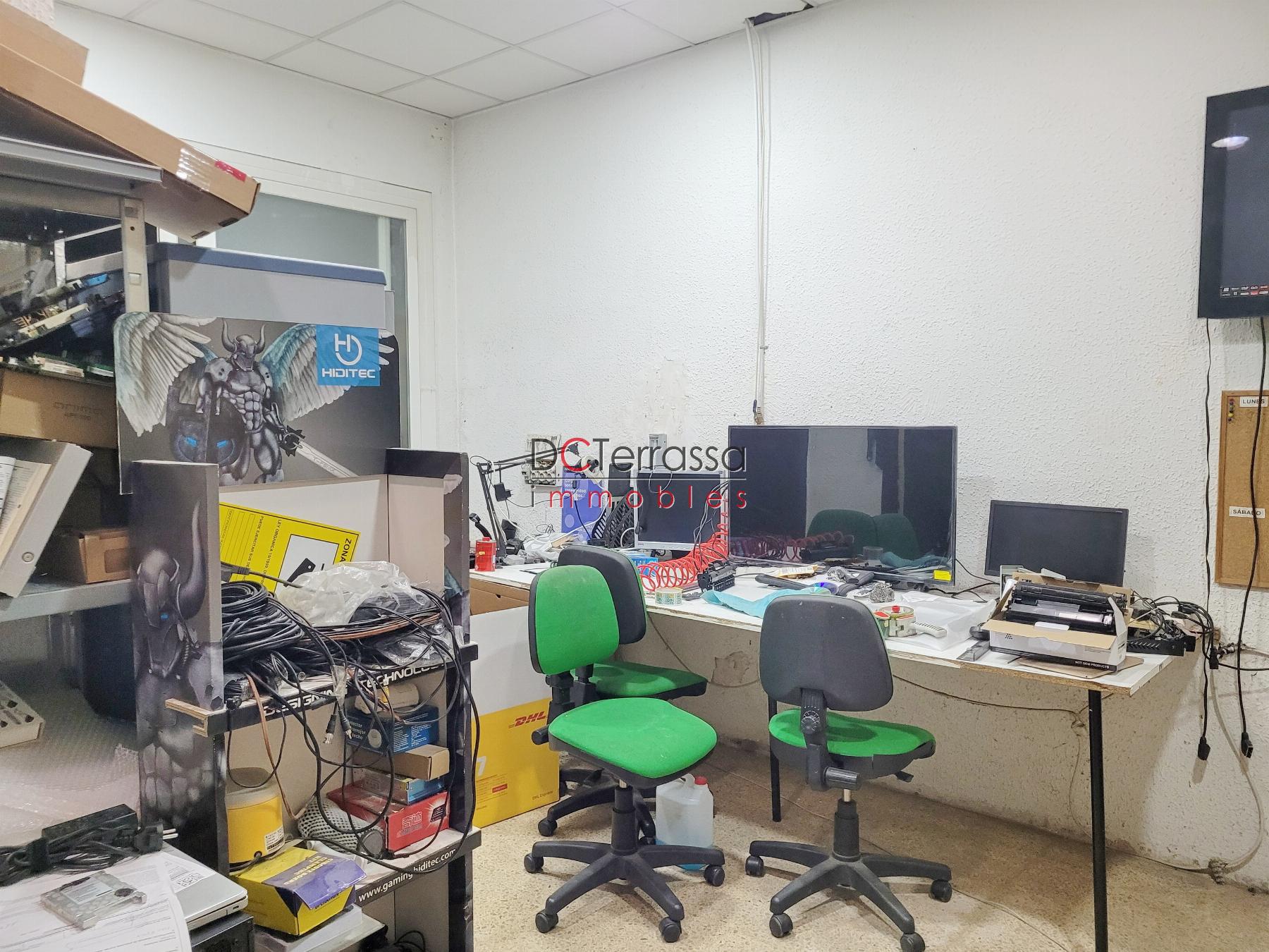 For rent of commercial in Terrassa