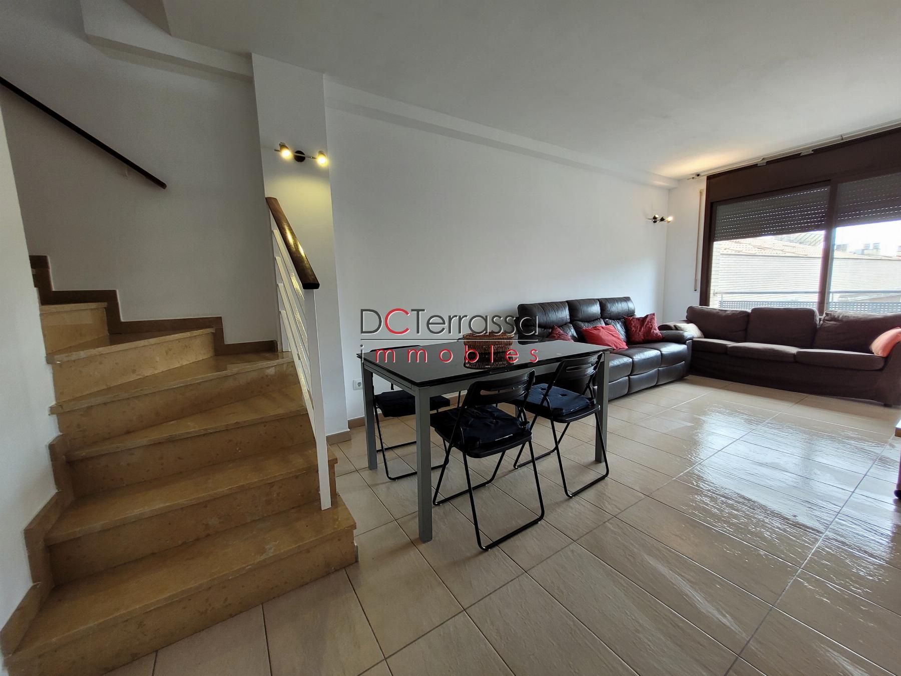 For sale of duplex in Terrassa