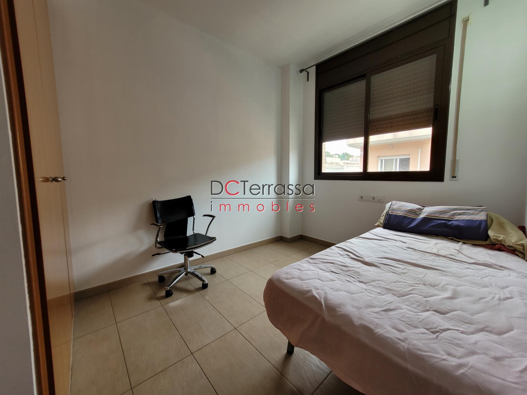 For sale of duplex in Terrassa