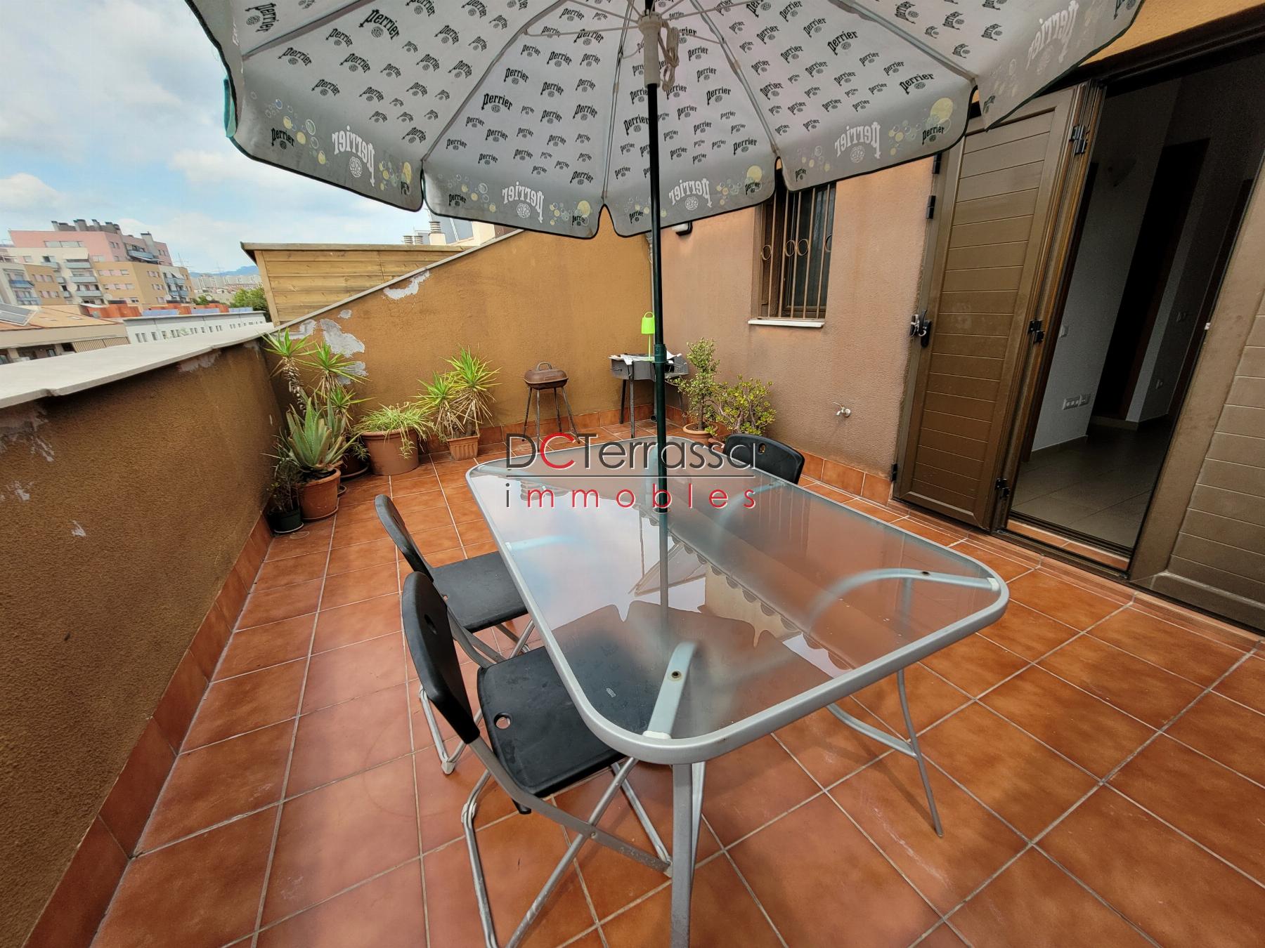 For sale of duplex in Terrassa