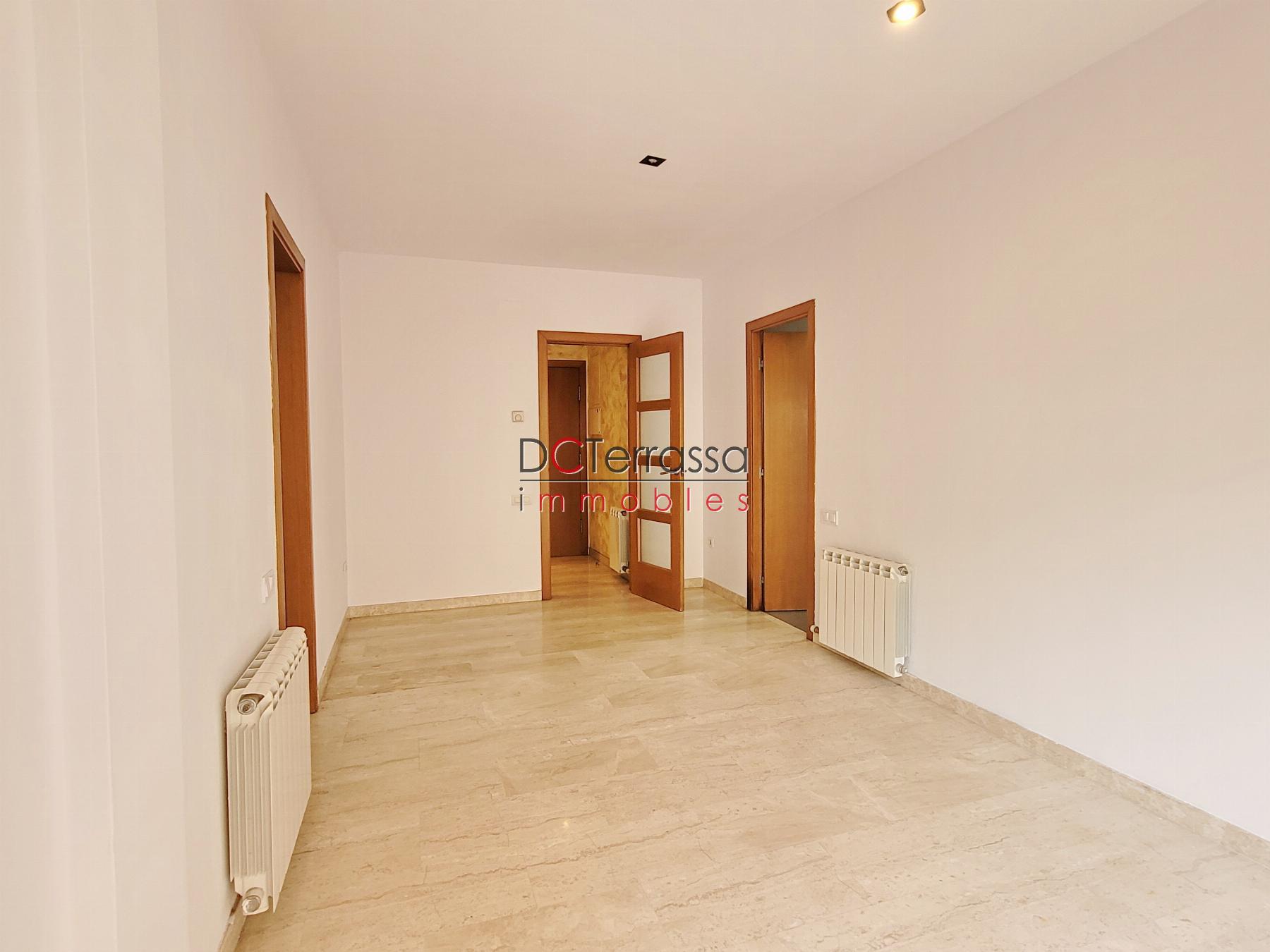 For rent of flat in Terrassa