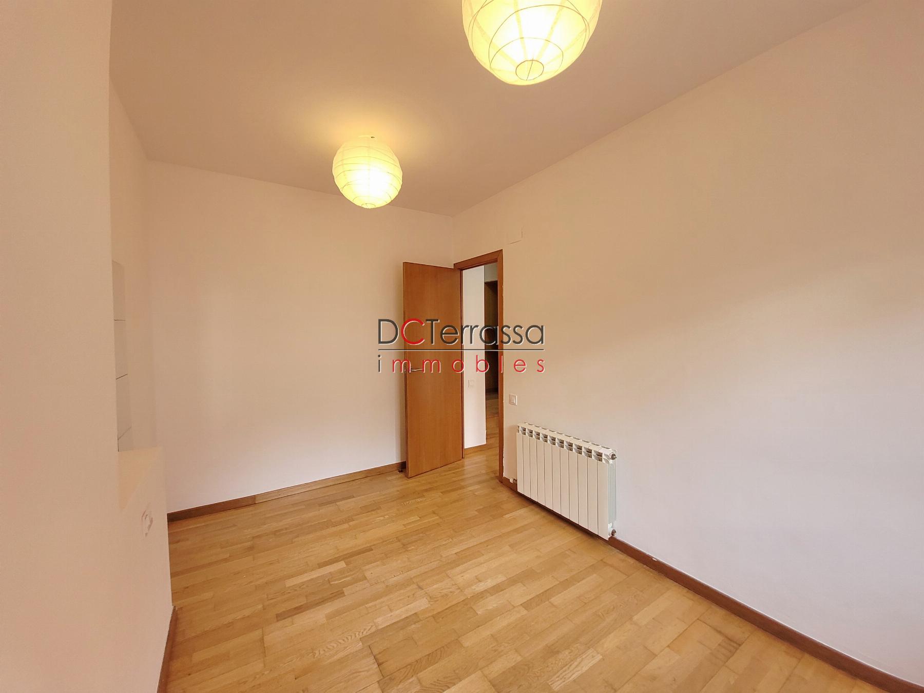 For rent of flat in Terrassa