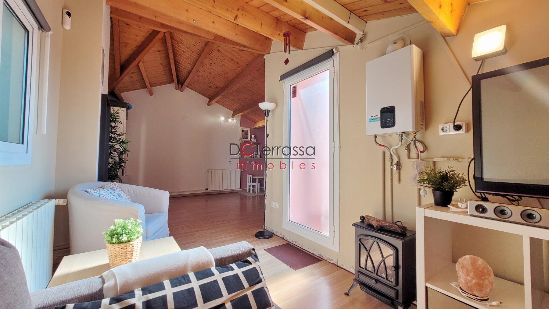 For sale of duplex in Terrassa