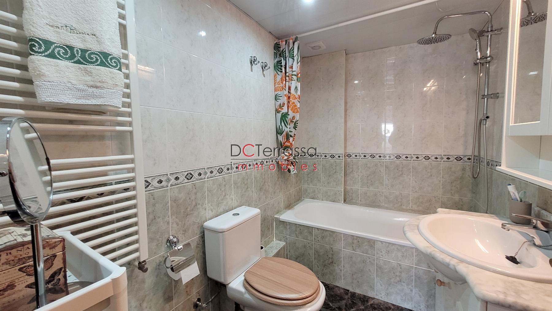 For sale of duplex in Terrassa