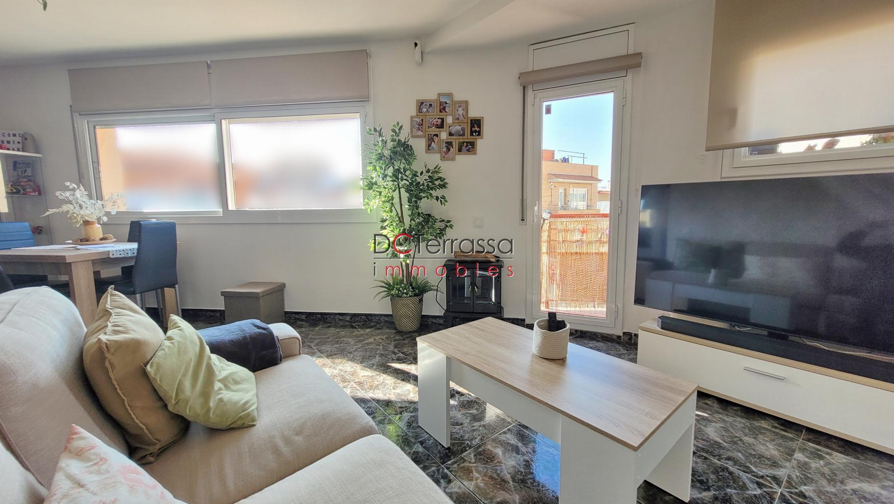 For sale of duplex in Terrassa