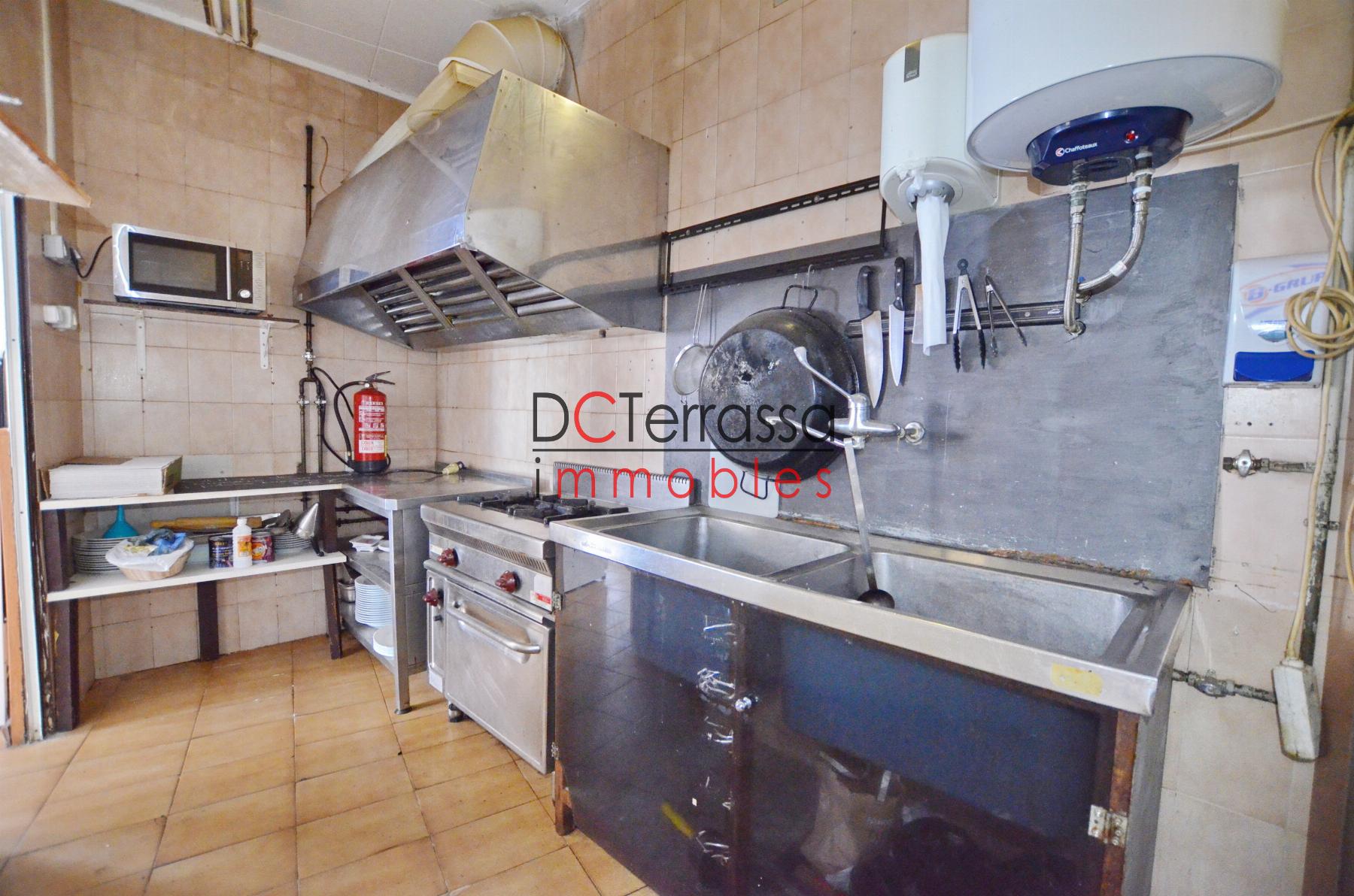 Venda de local comercial a Terrassa