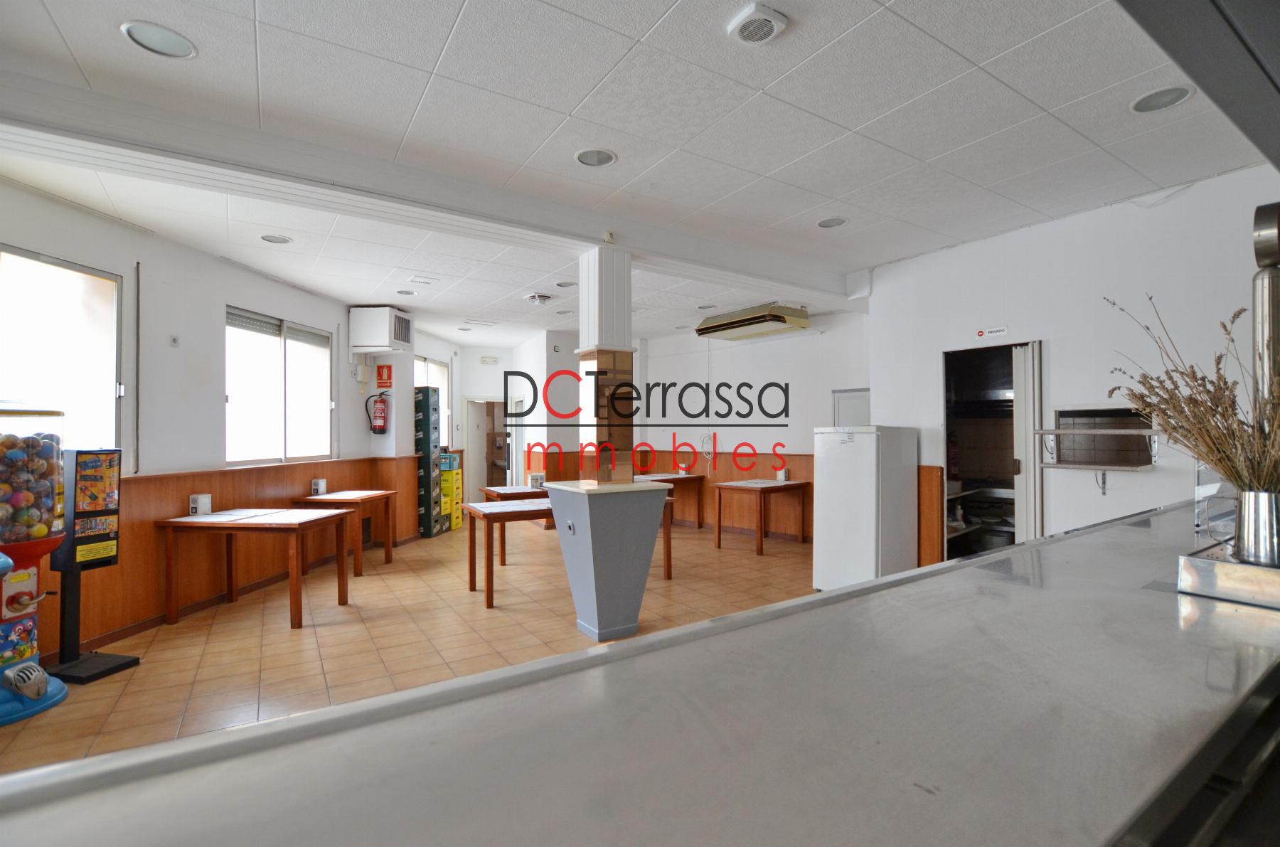 Venda de local comercial a Terrassa