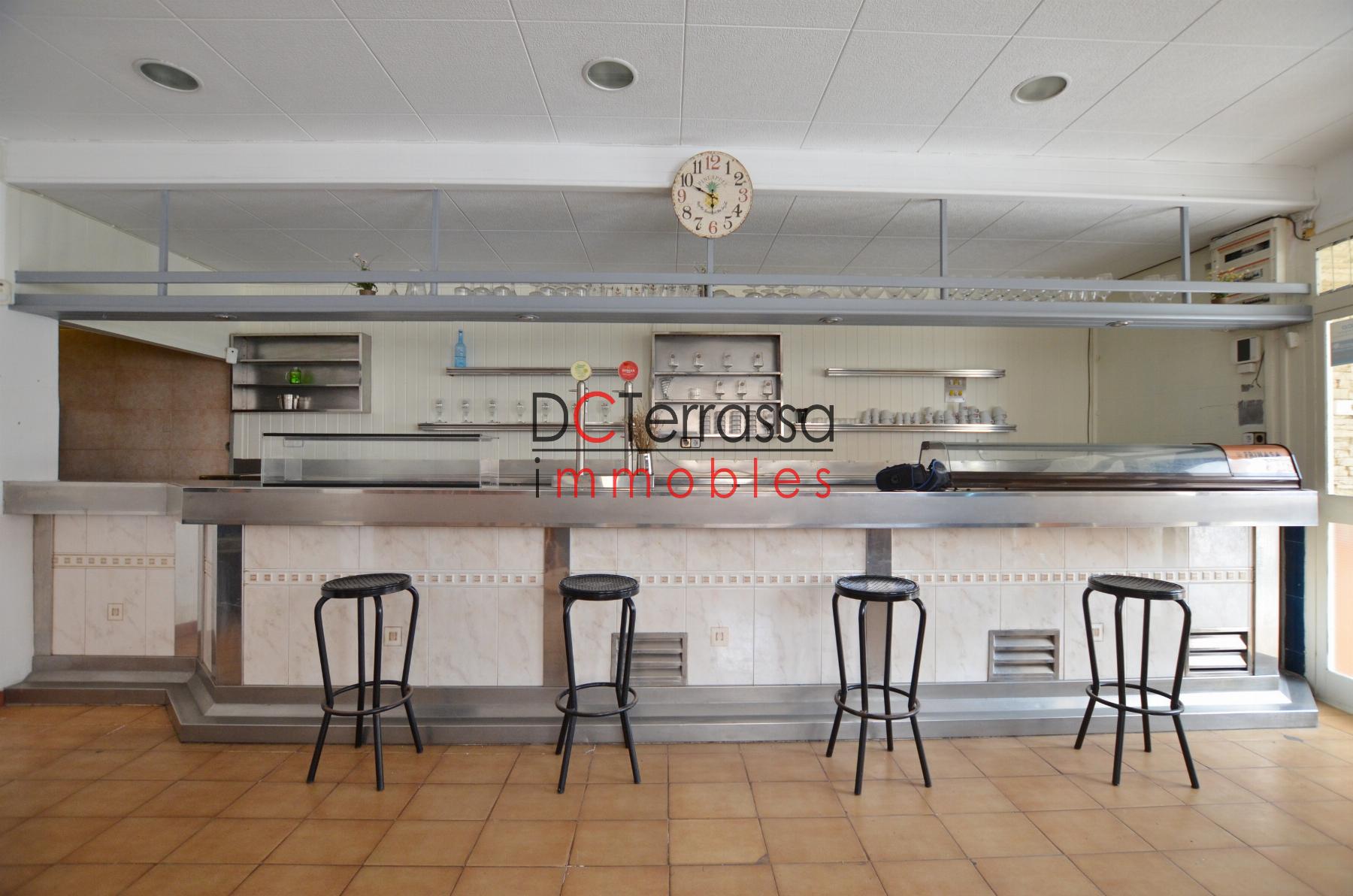 Venda de local comercial a Terrassa