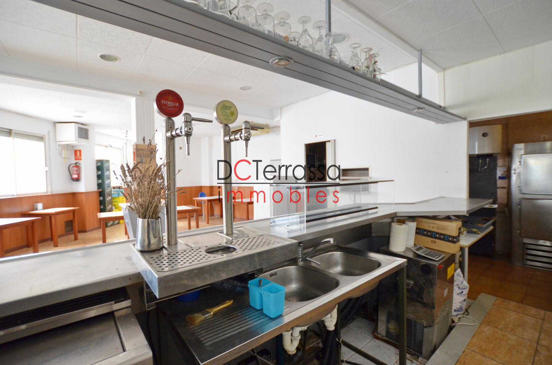 Venda de local comercial a Terrassa