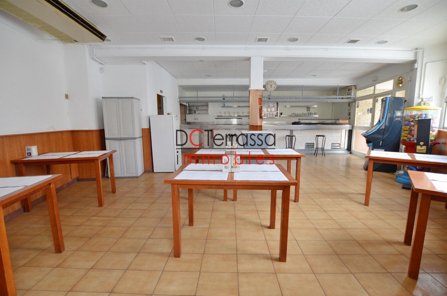 Venda de local comercial a Terrassa