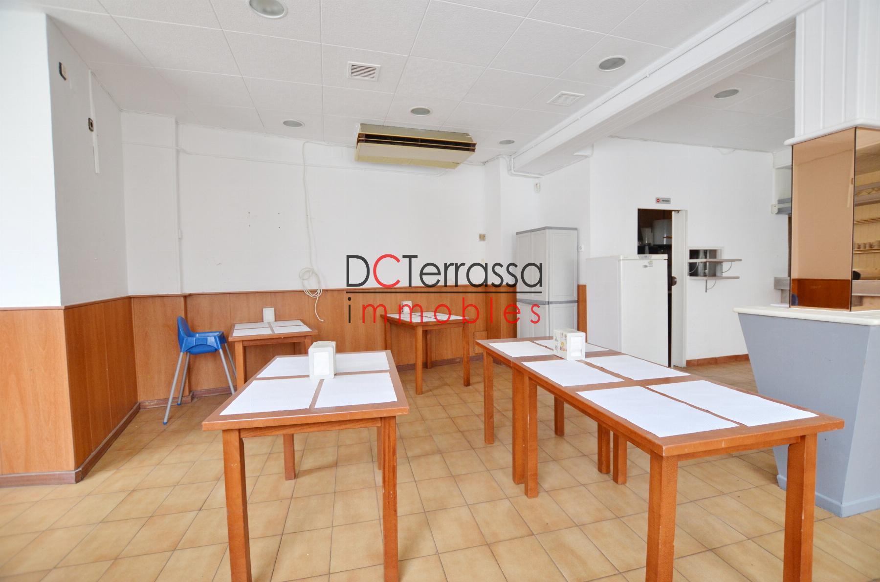 Venda de local comercial a Terrassa