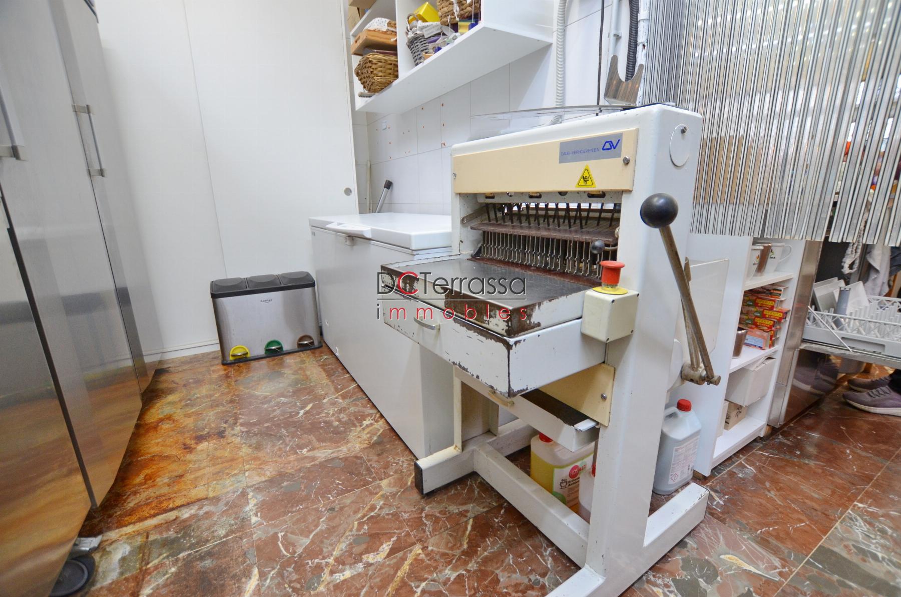 For share of commercial in Terrassa