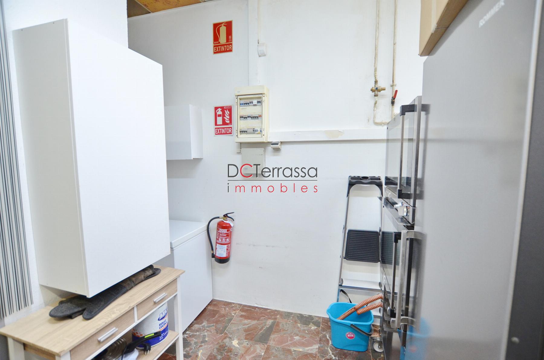 For share of commercial in Terrassa