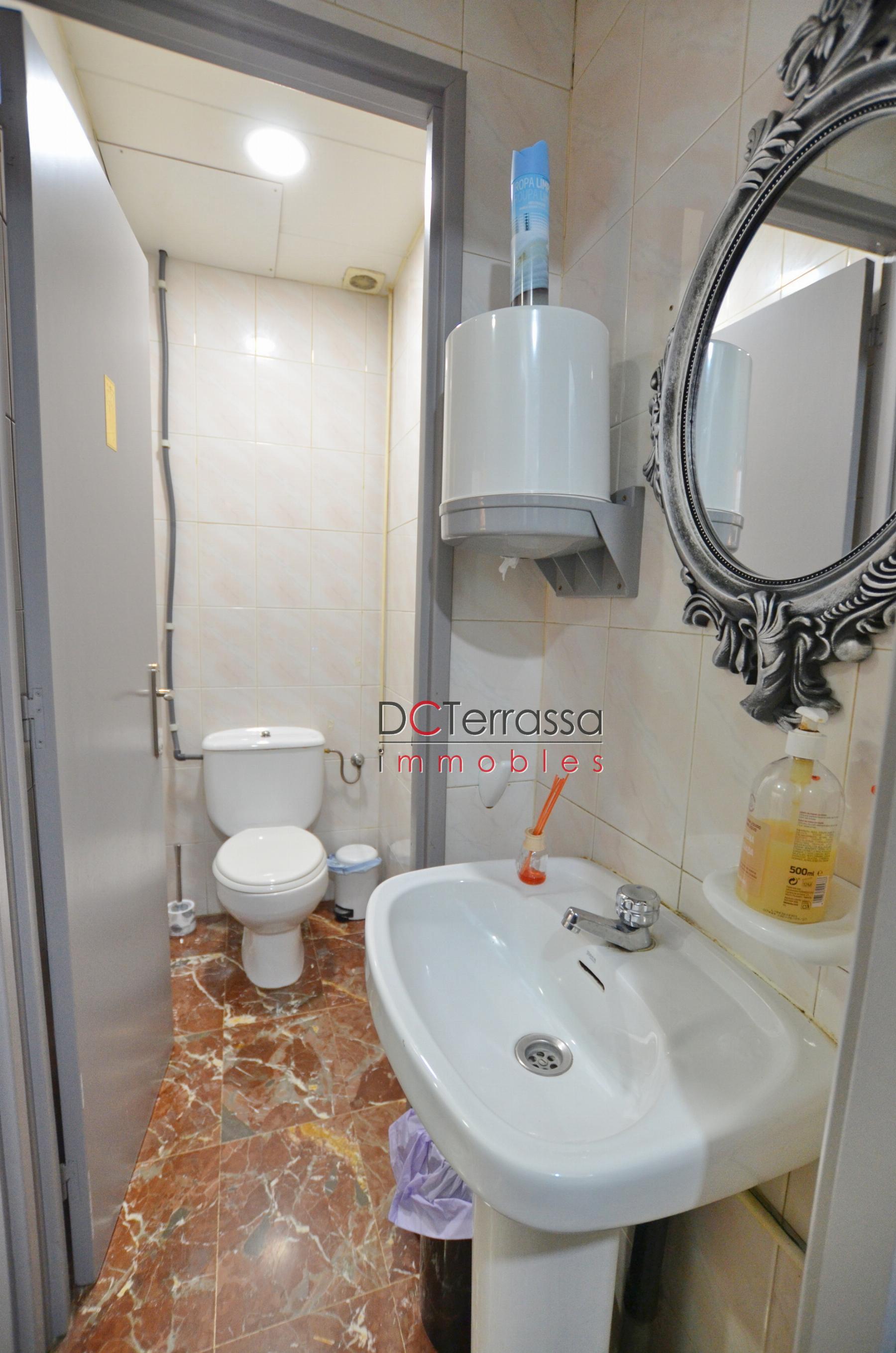 For share of commercial in Terrassa