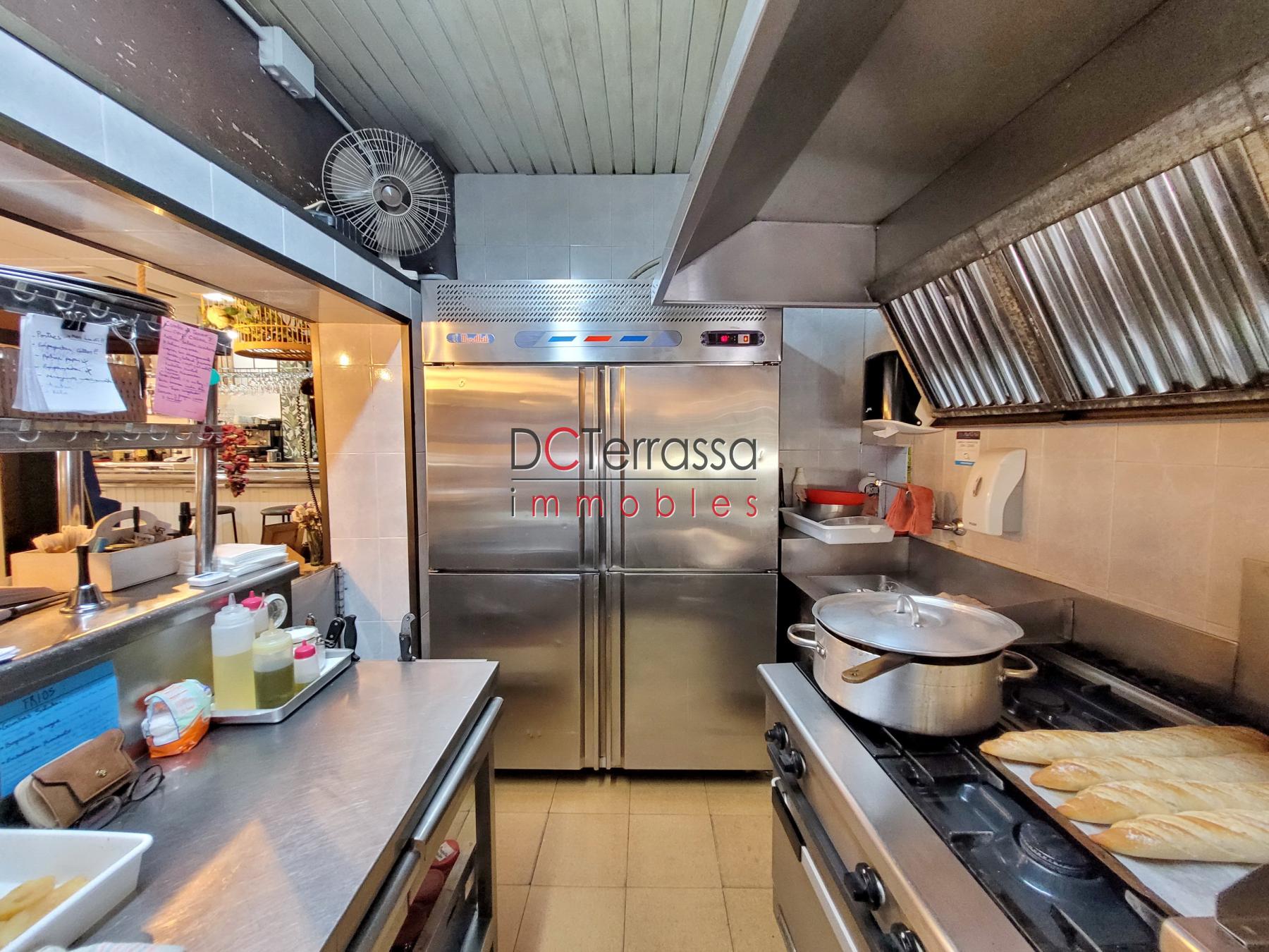 For share of premises in Terrassa