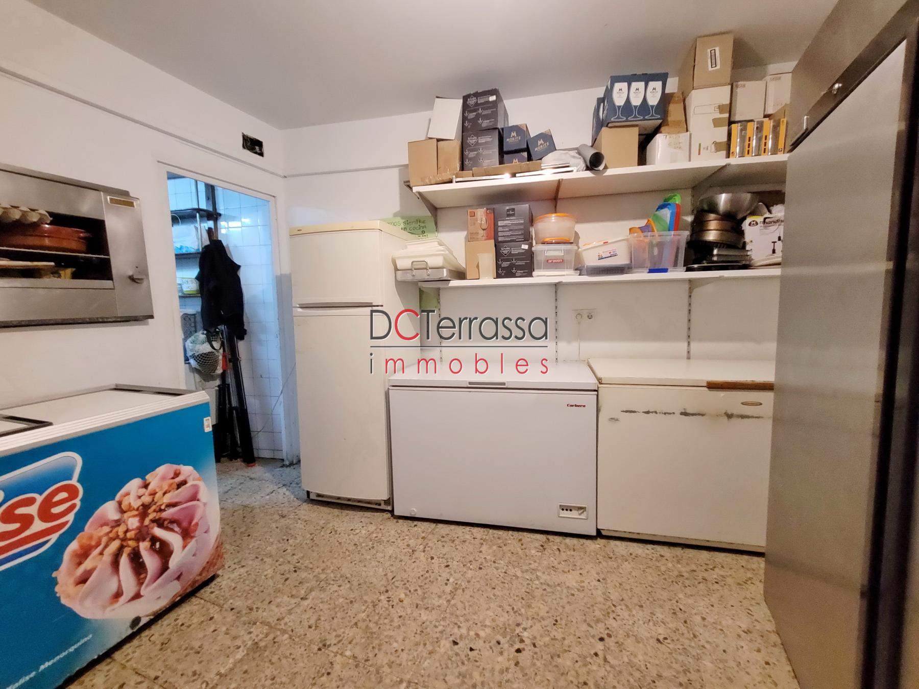 For share of premises in Terrassa