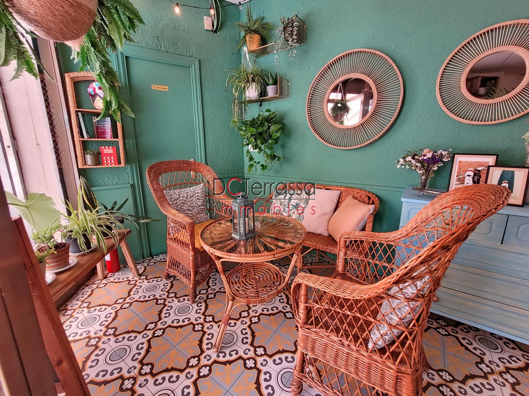 For share of premises in Terrassa