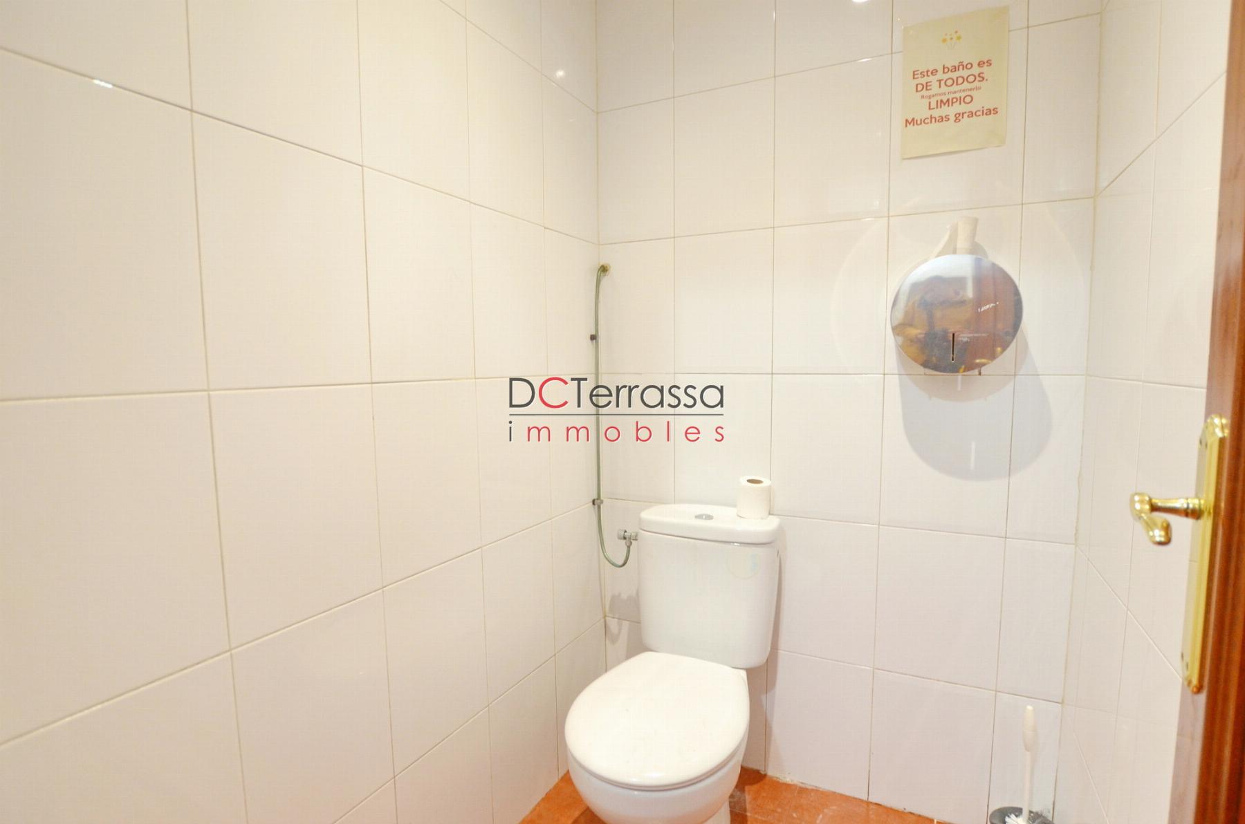 For share of commercial in Terrassa