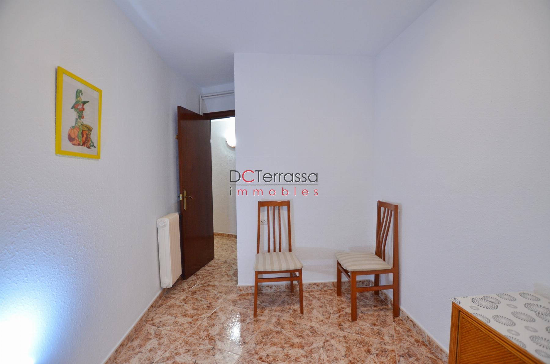 For sale of flat in Terrassa