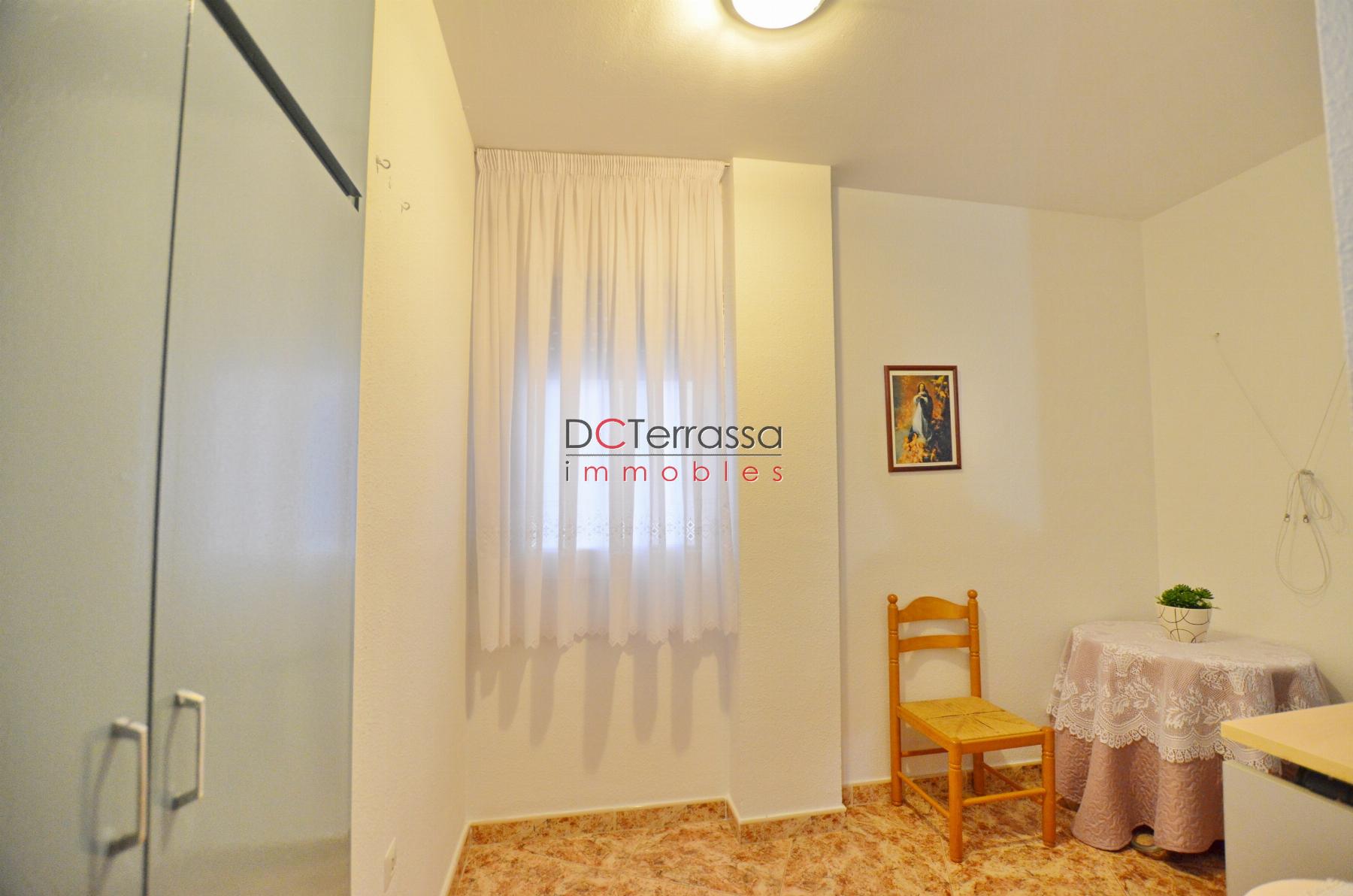 For sale of flat in Terrassa