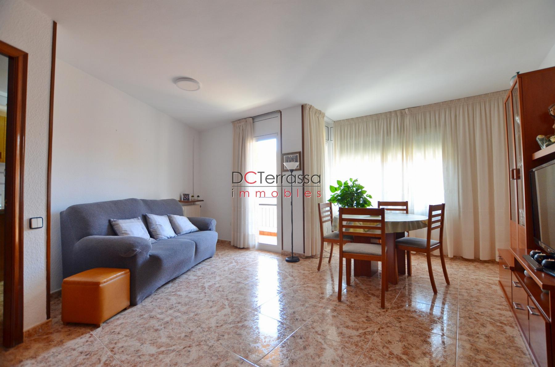 For sale of flat in Terrassa