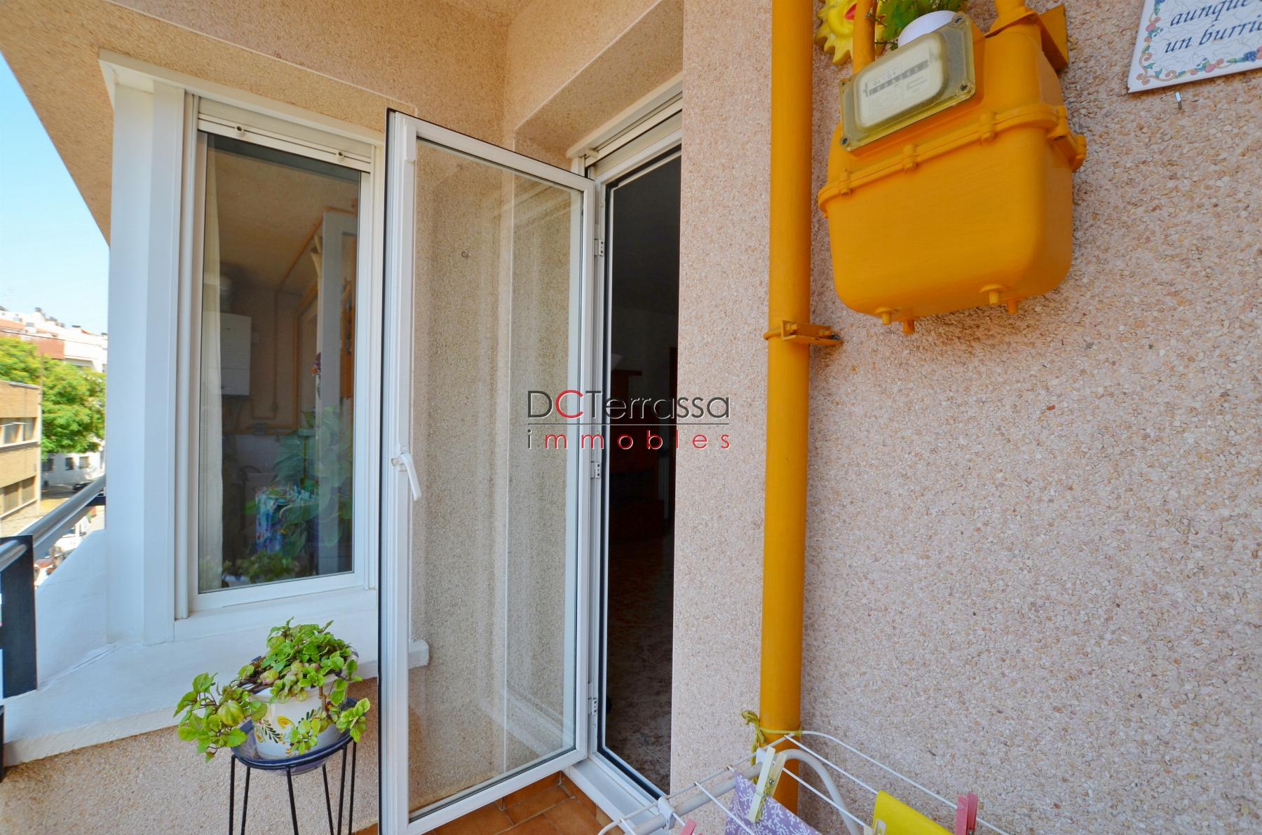 For sale of flat in Terrassa