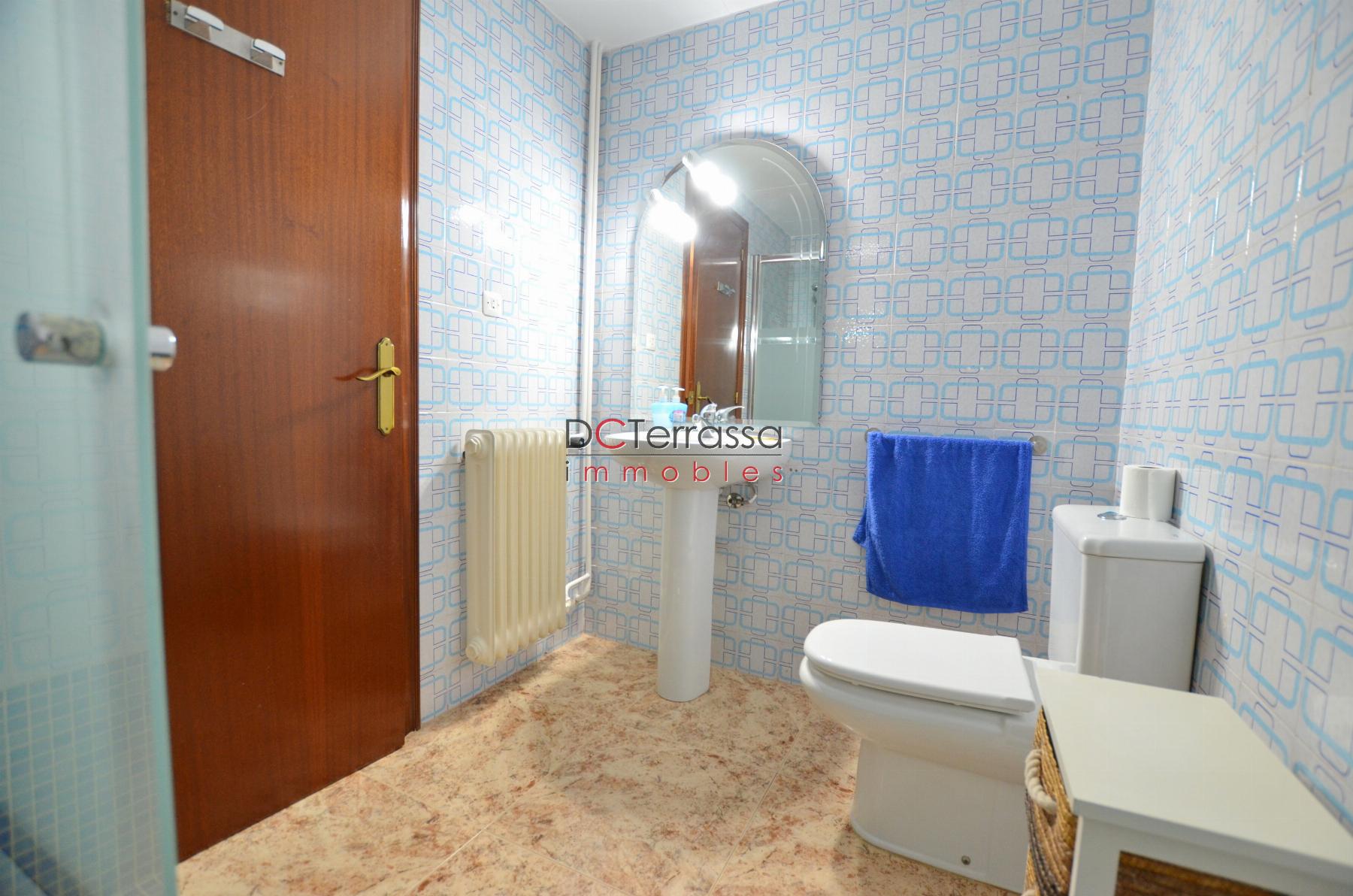 For sale of flat in Terrassa
