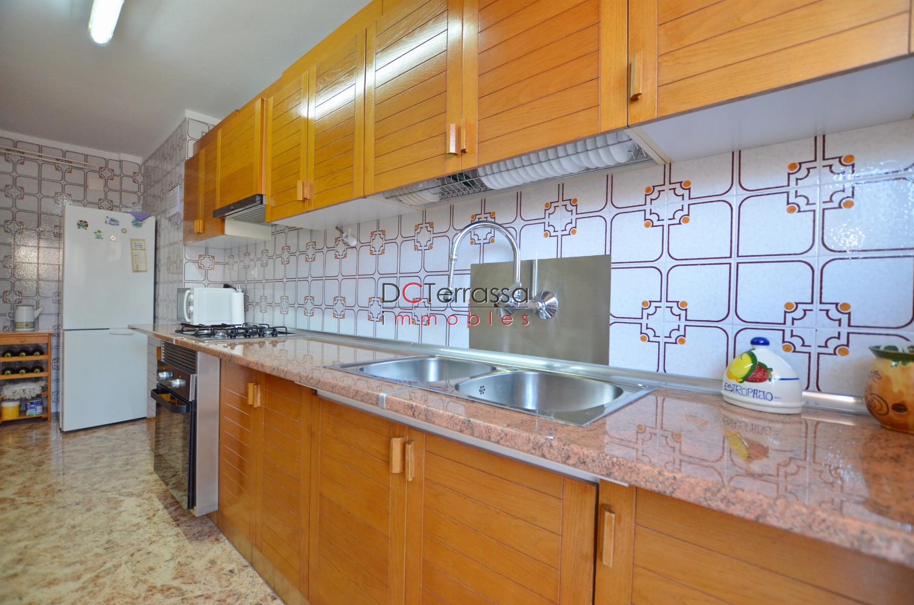 For sale of flat in Terrassa