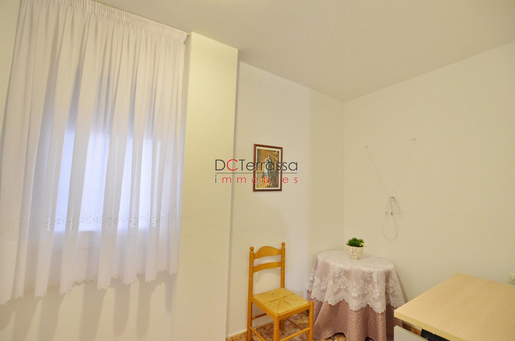 For sale of flat in Terrassa