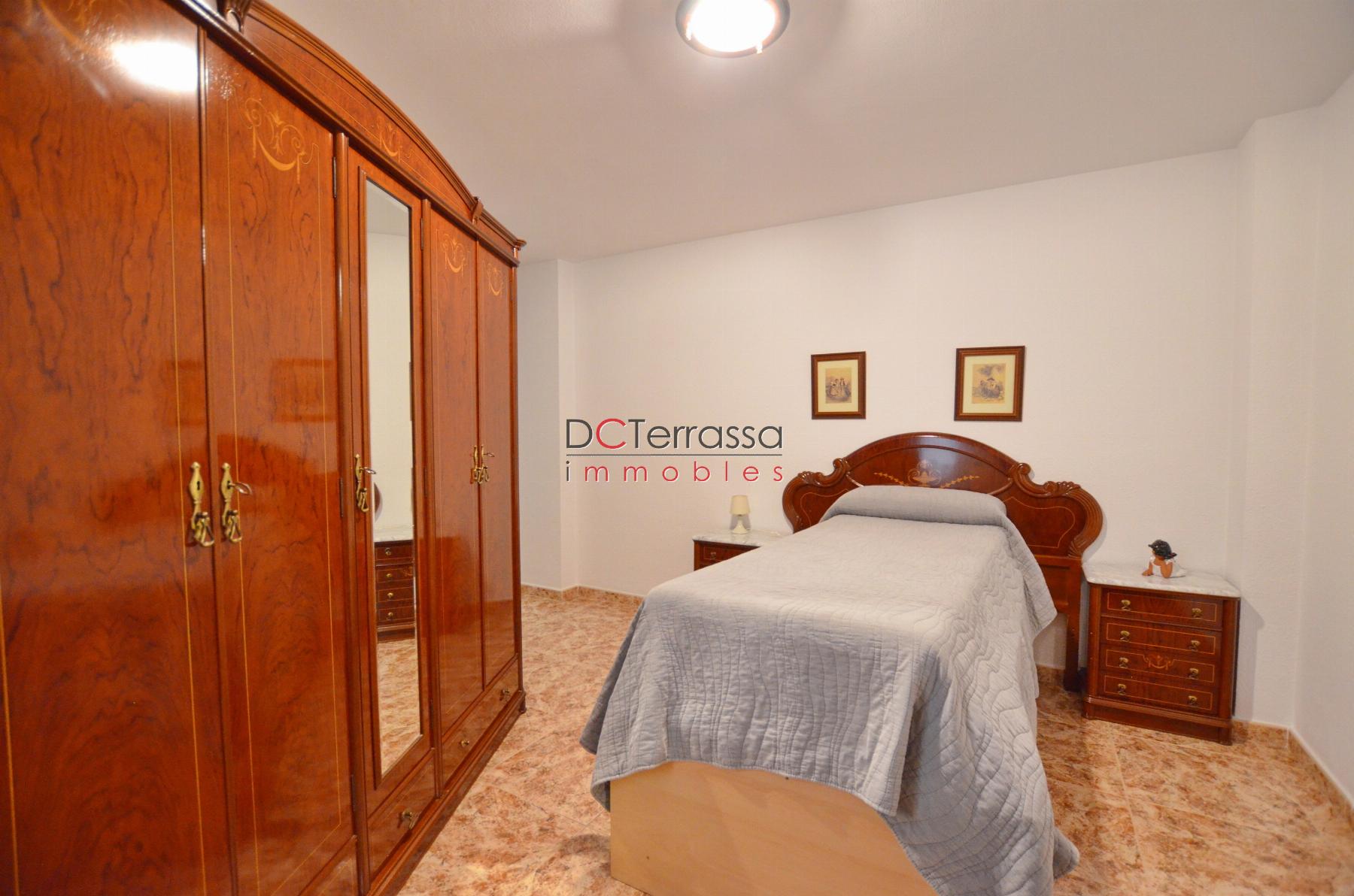 For sale of flat in Terrassa