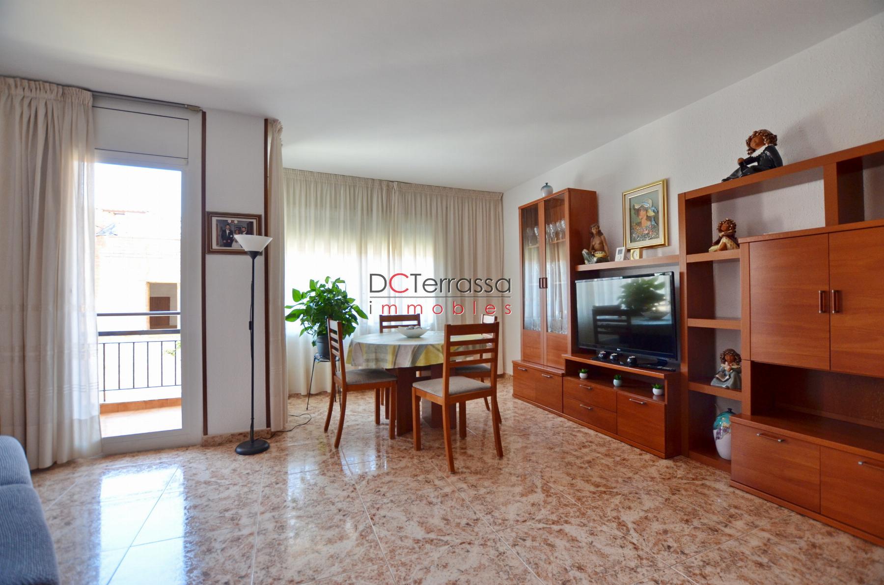 For sale of flat in Terrassa