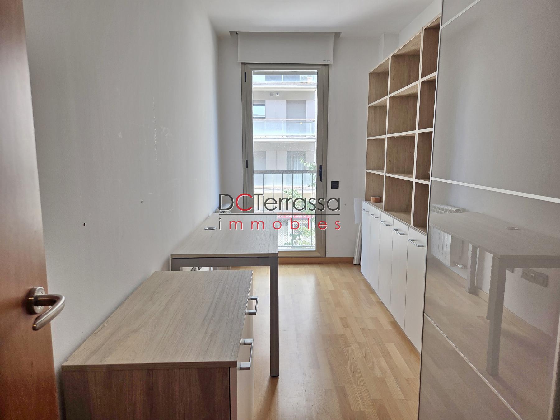 For rent of flat in Terrassa