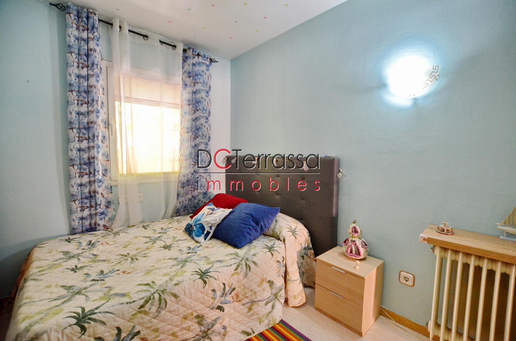 For sale of flat in Terrassa