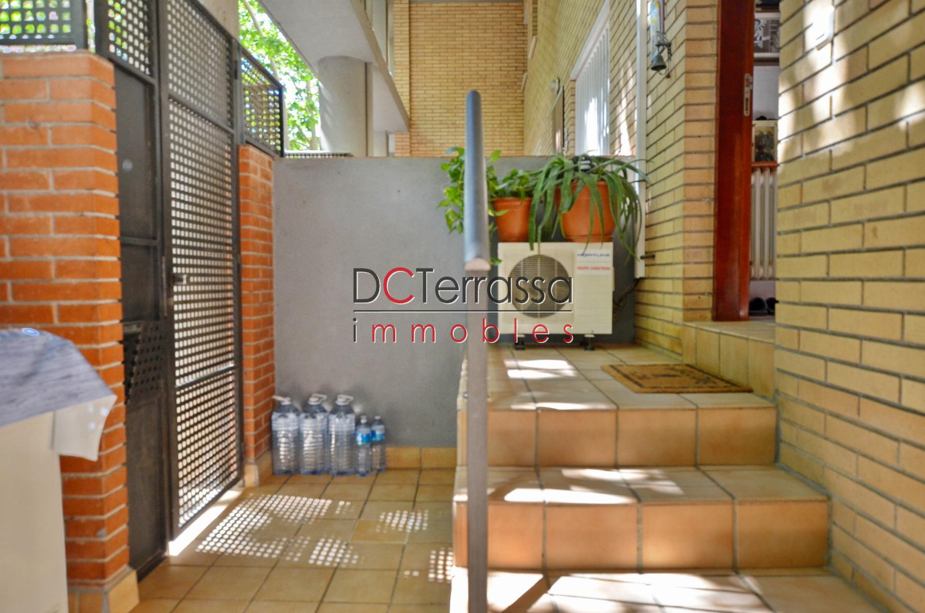 For sale of flat in Terrassa