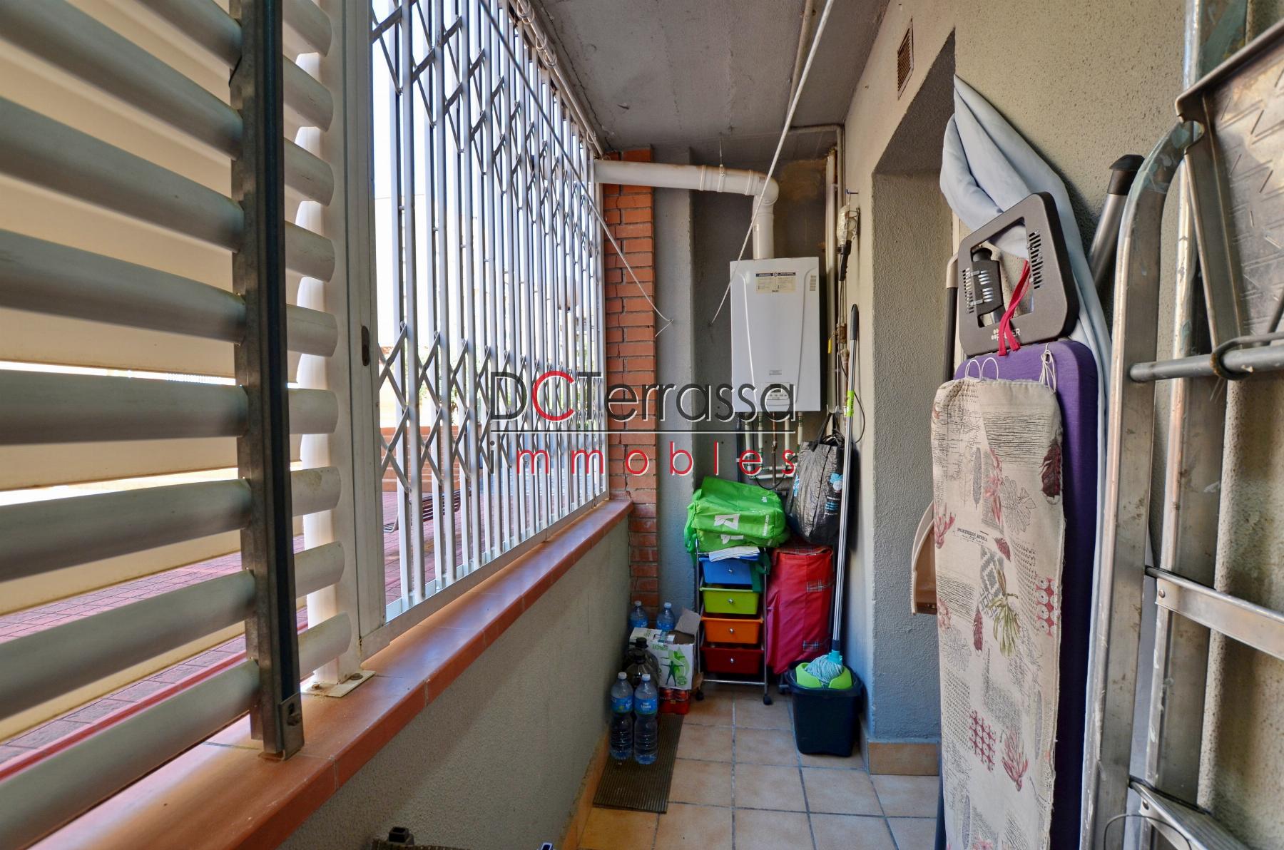For sale of flat in Terrassa