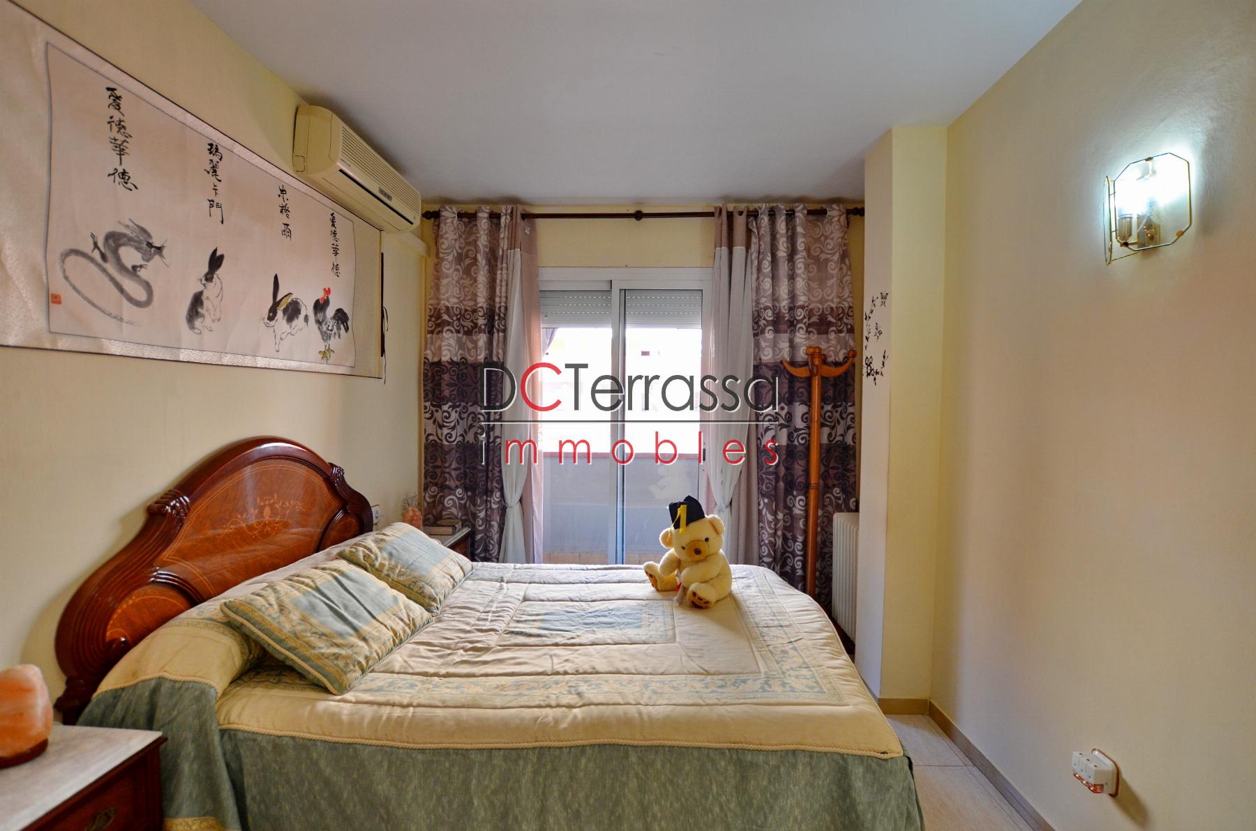 For sale of flat in Terrassa