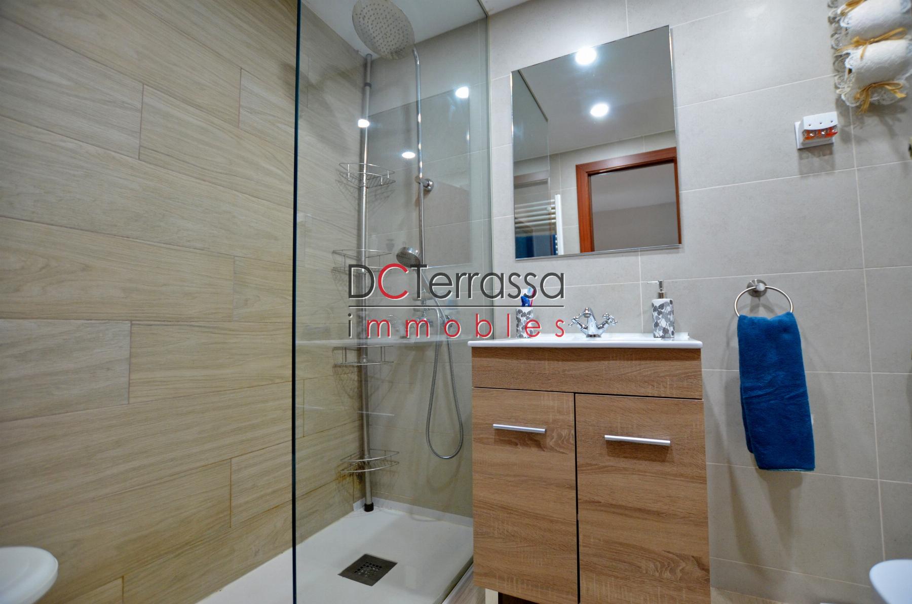 For sale of flat in Terrassa
