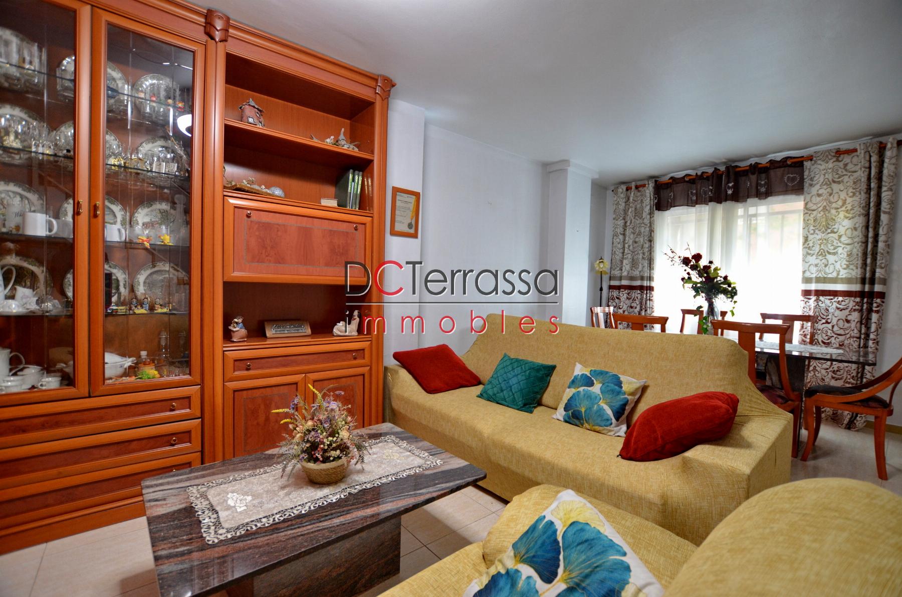 For sale of flat in Terrassa