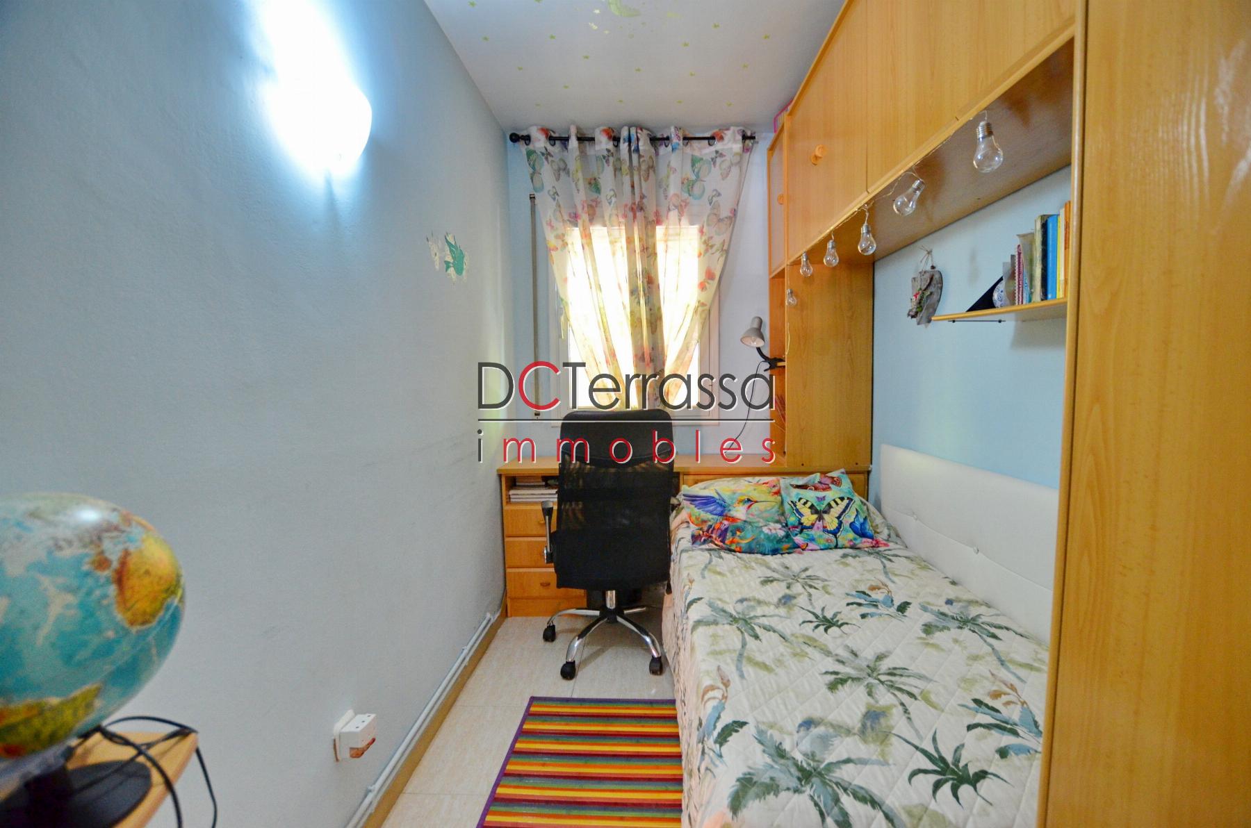 For sale of flat in Terrassa