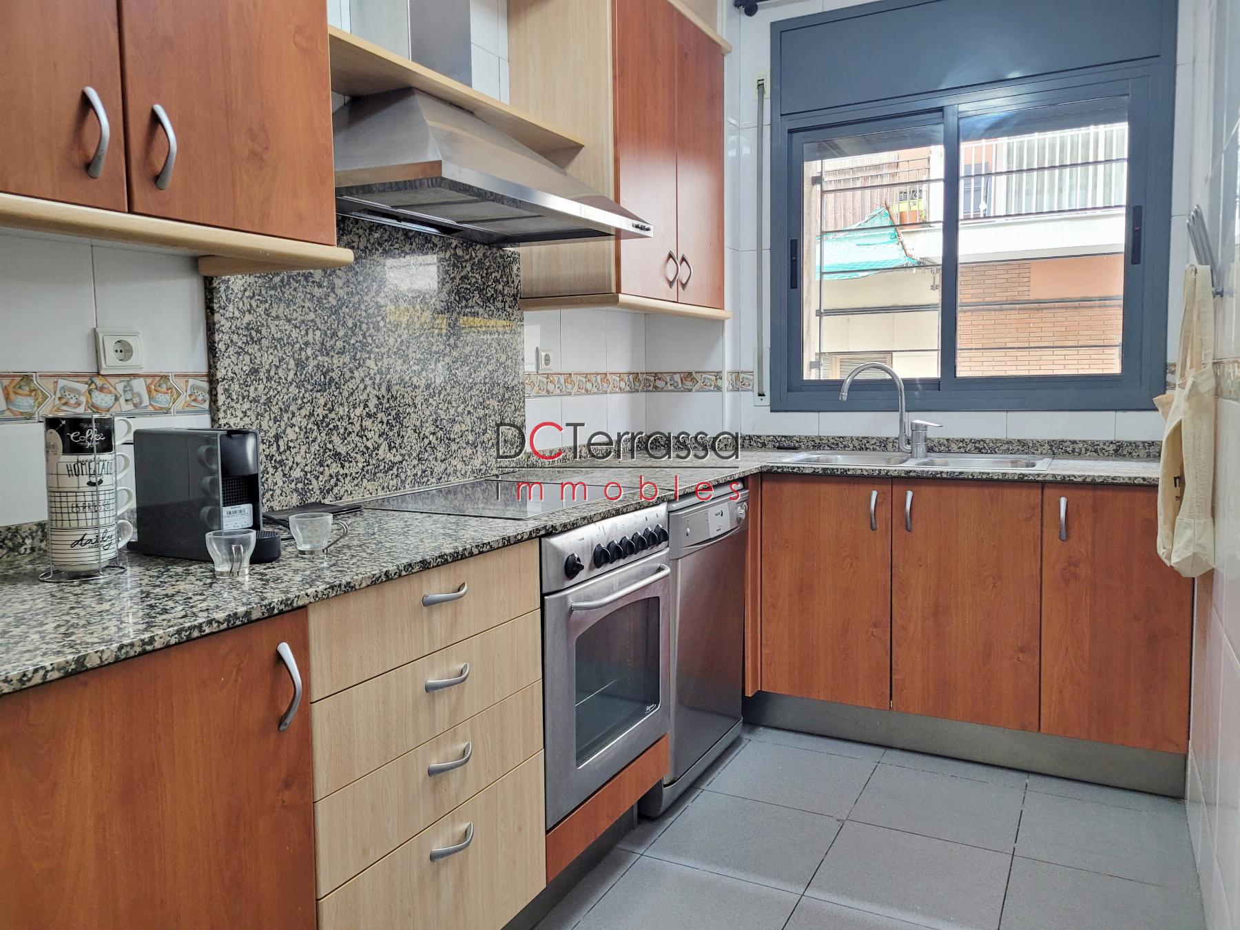 For sale of flat in Terrassa