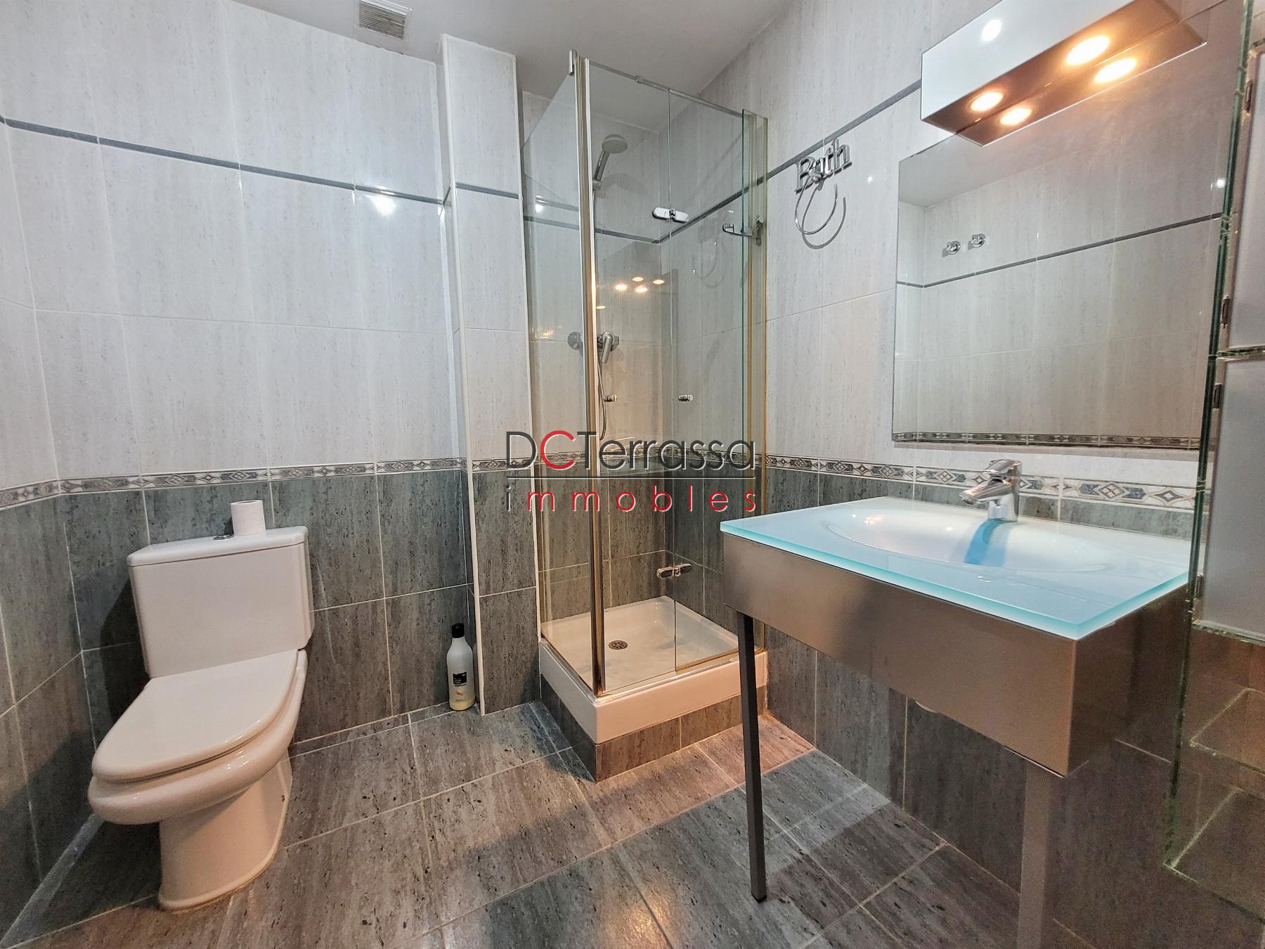 For sale of flat in Terrassa