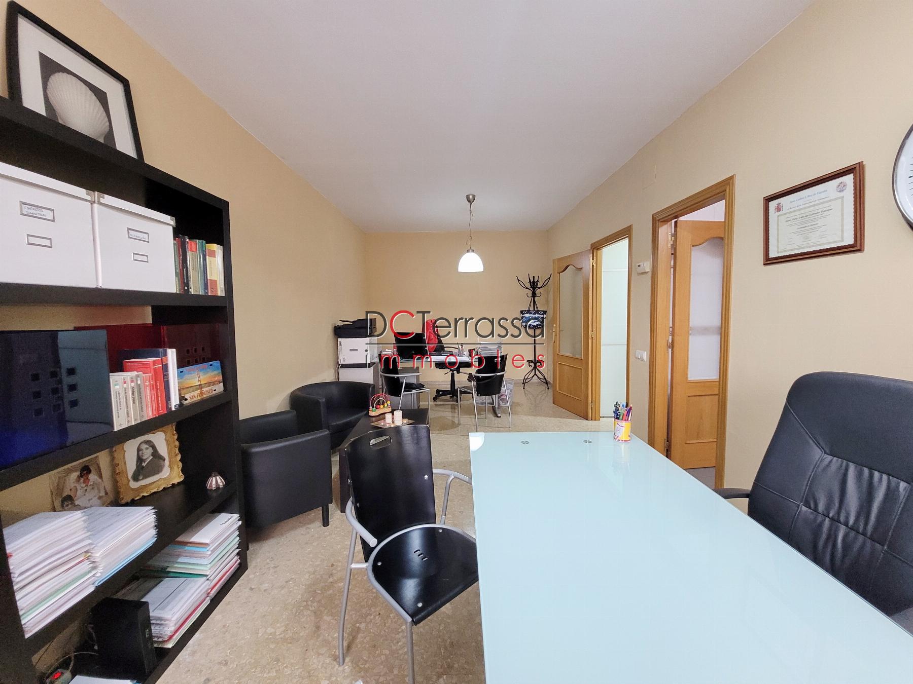 For sale of flat in Terrassa