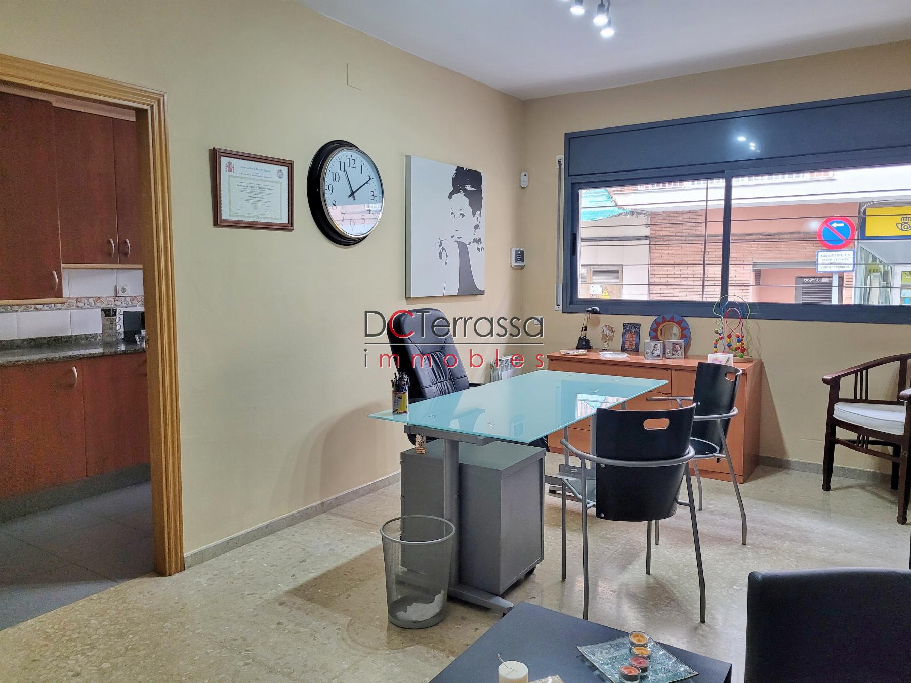 For sale of flat in Terrassa