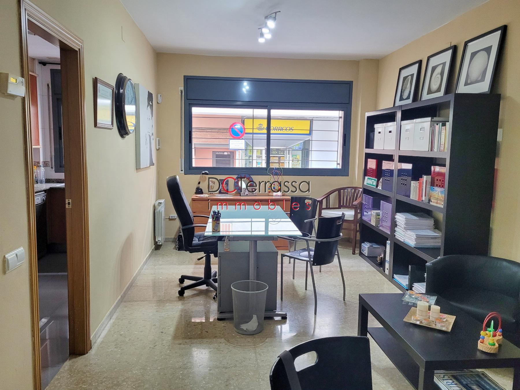 For sale of flat in Terrassa