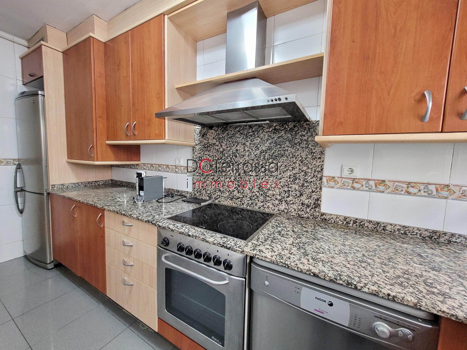 For sale of flat in Terrassa