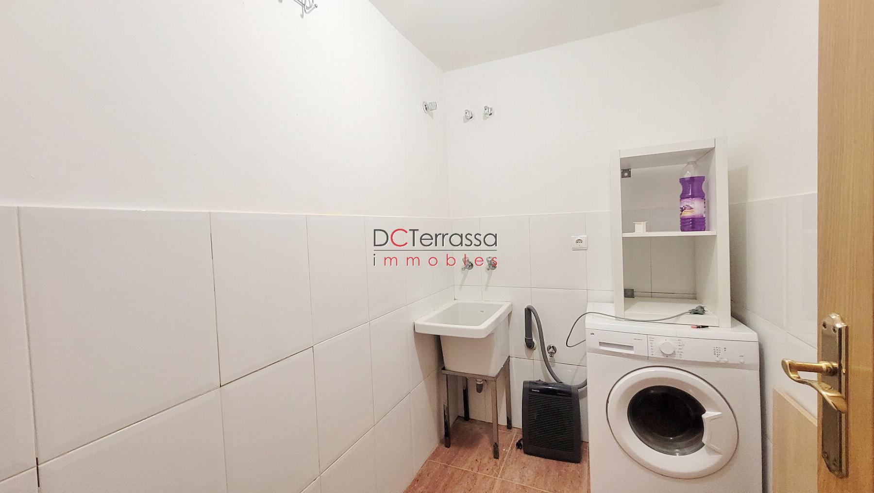 For sale of flat in Terrassa