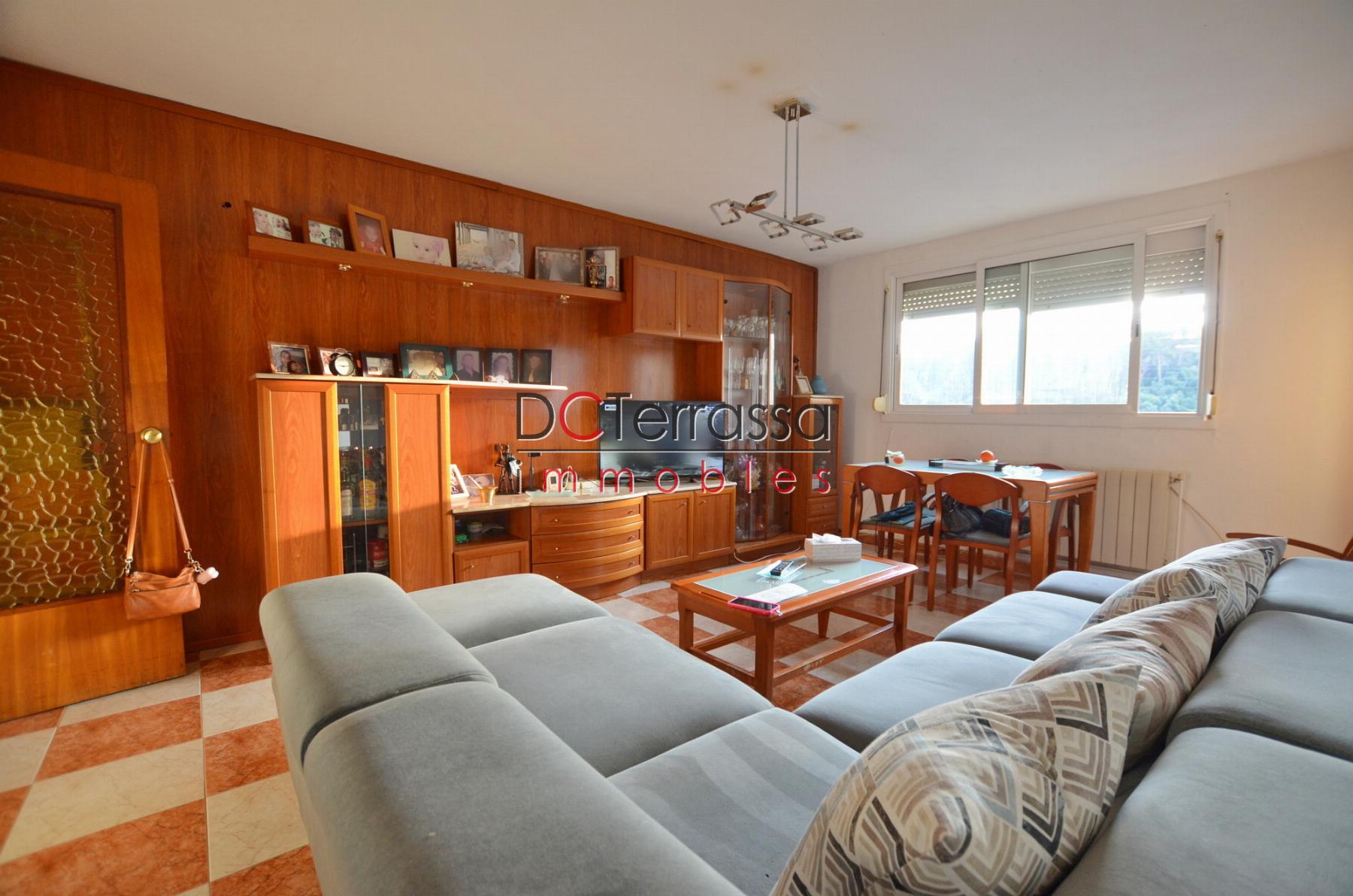 Venta de piso en Badia del Vallès