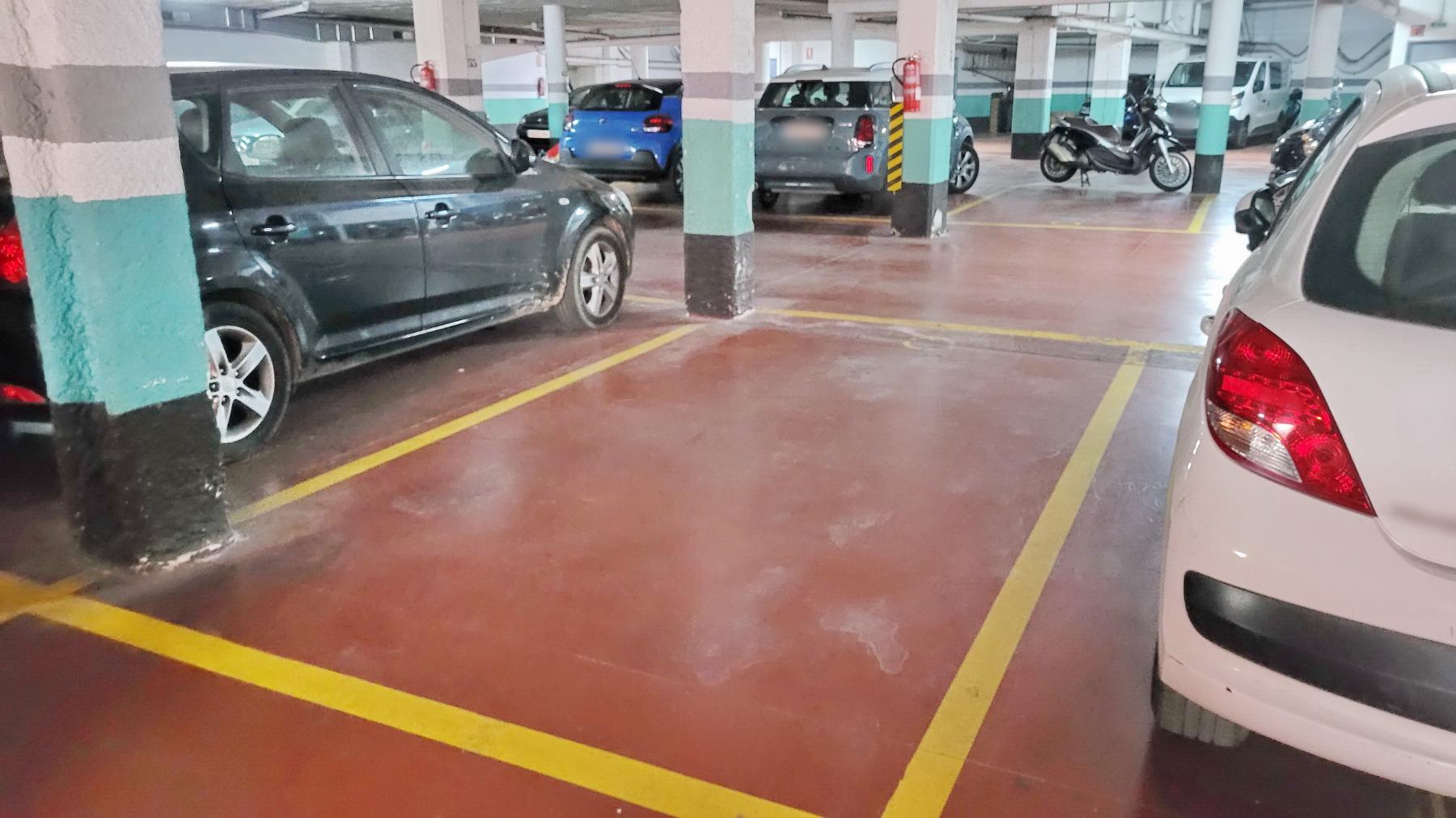 For sale of garage in Terrassa